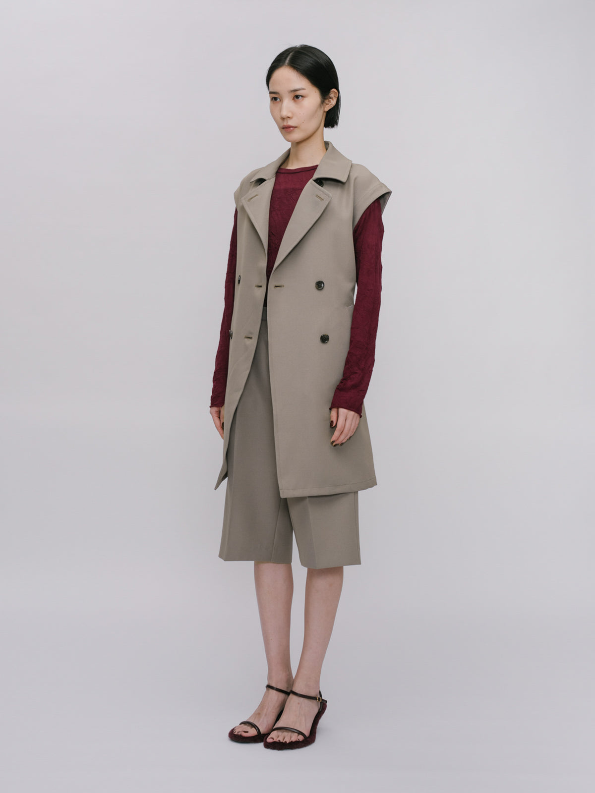 trench gilet