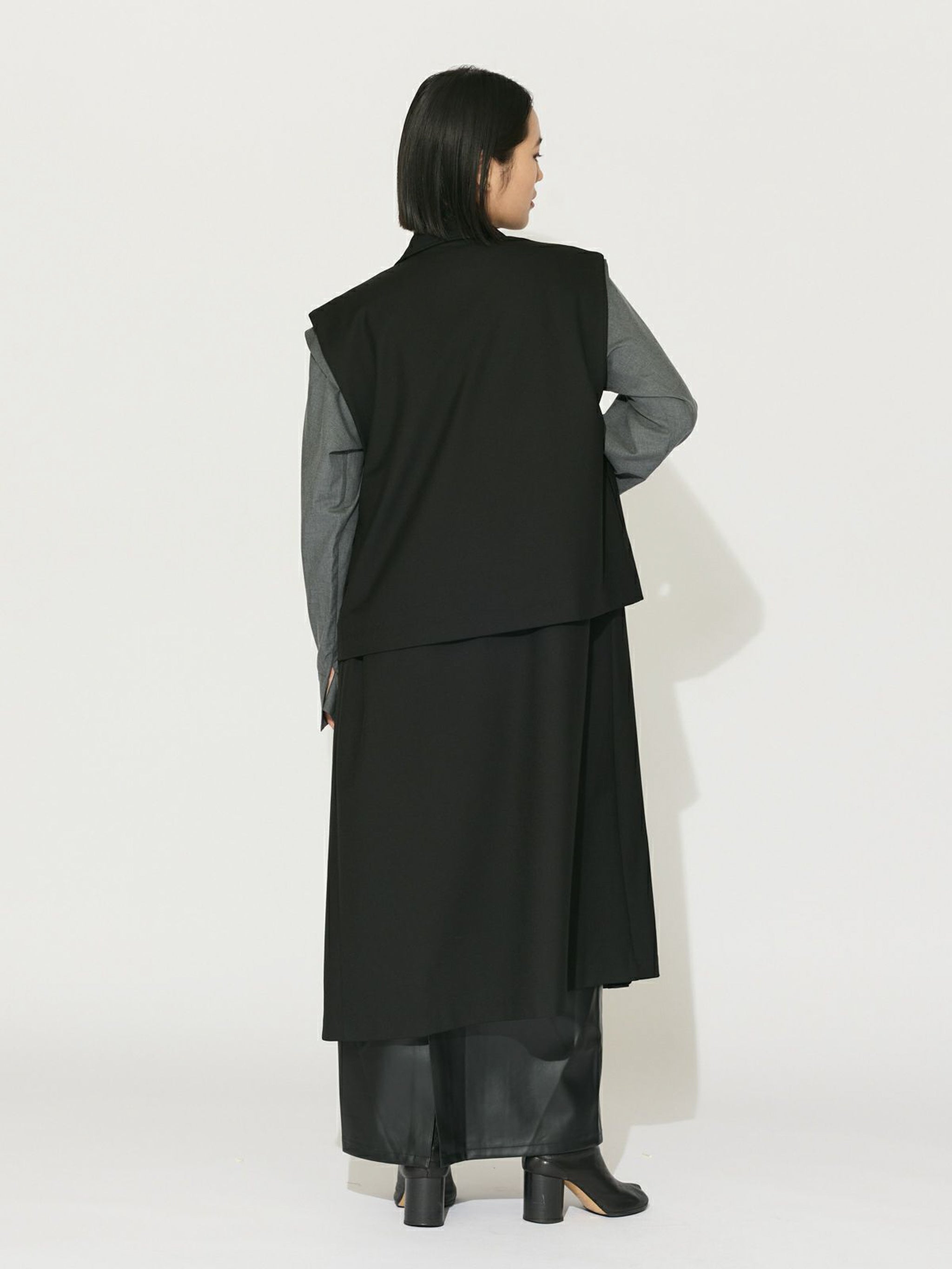 レイヤードロングジレ