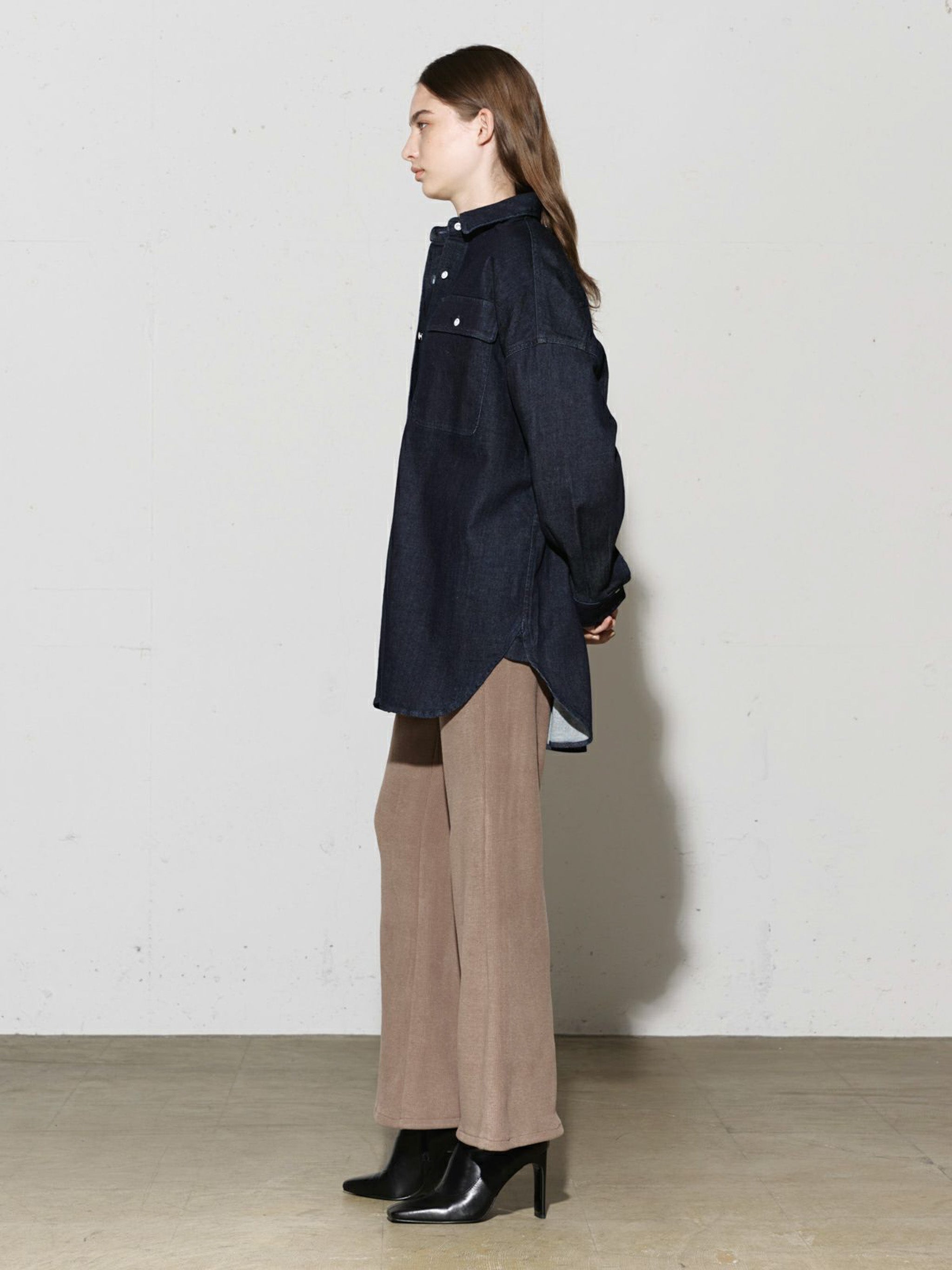 リブフレアパンツ