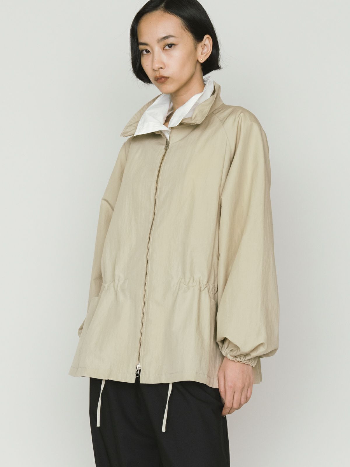 tent line zip blouson