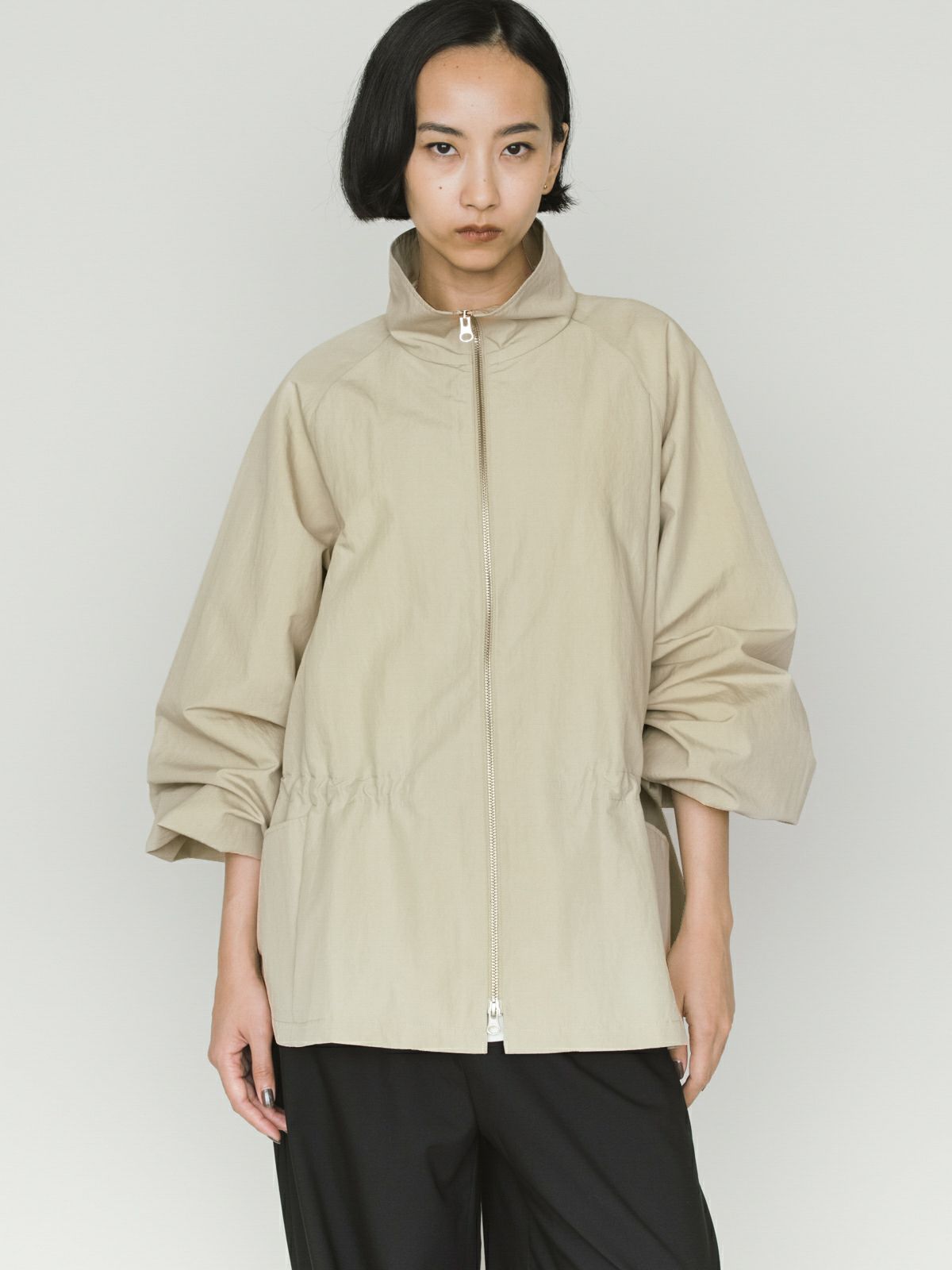 tent line zip blouson
