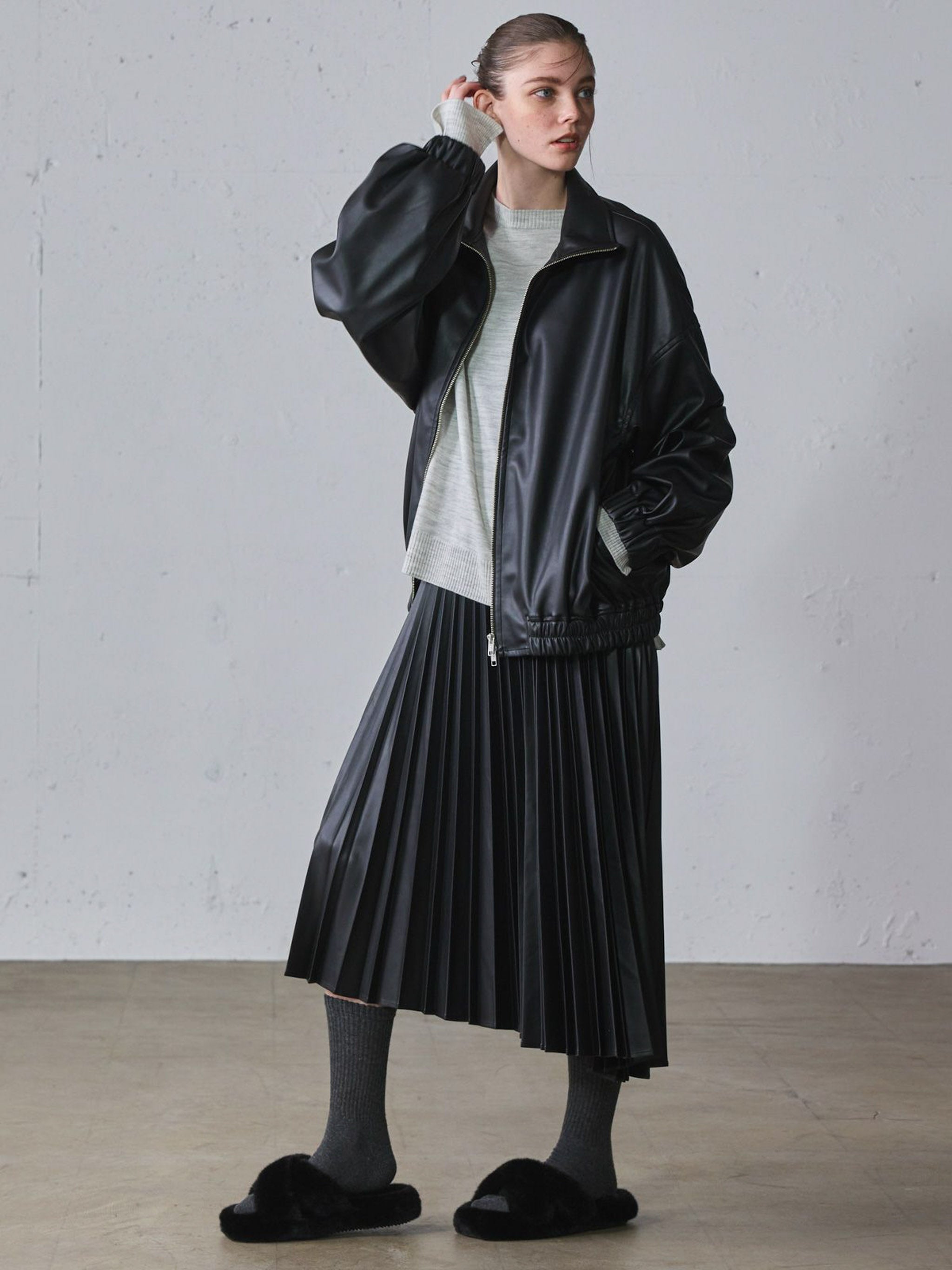 オーバーサイズシンセティックレザーブルゾン