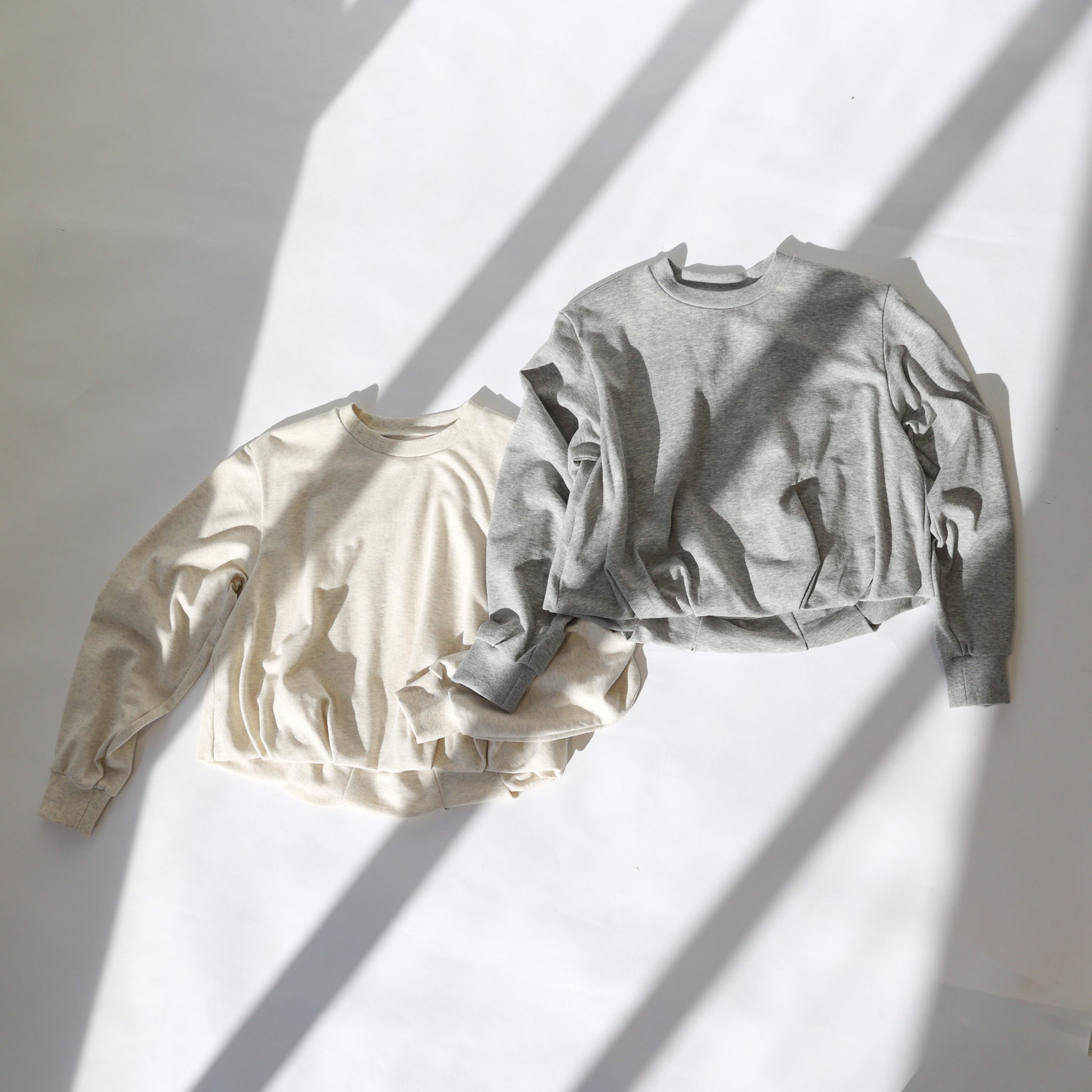 NEW ITEMS : balloon sweat pullover