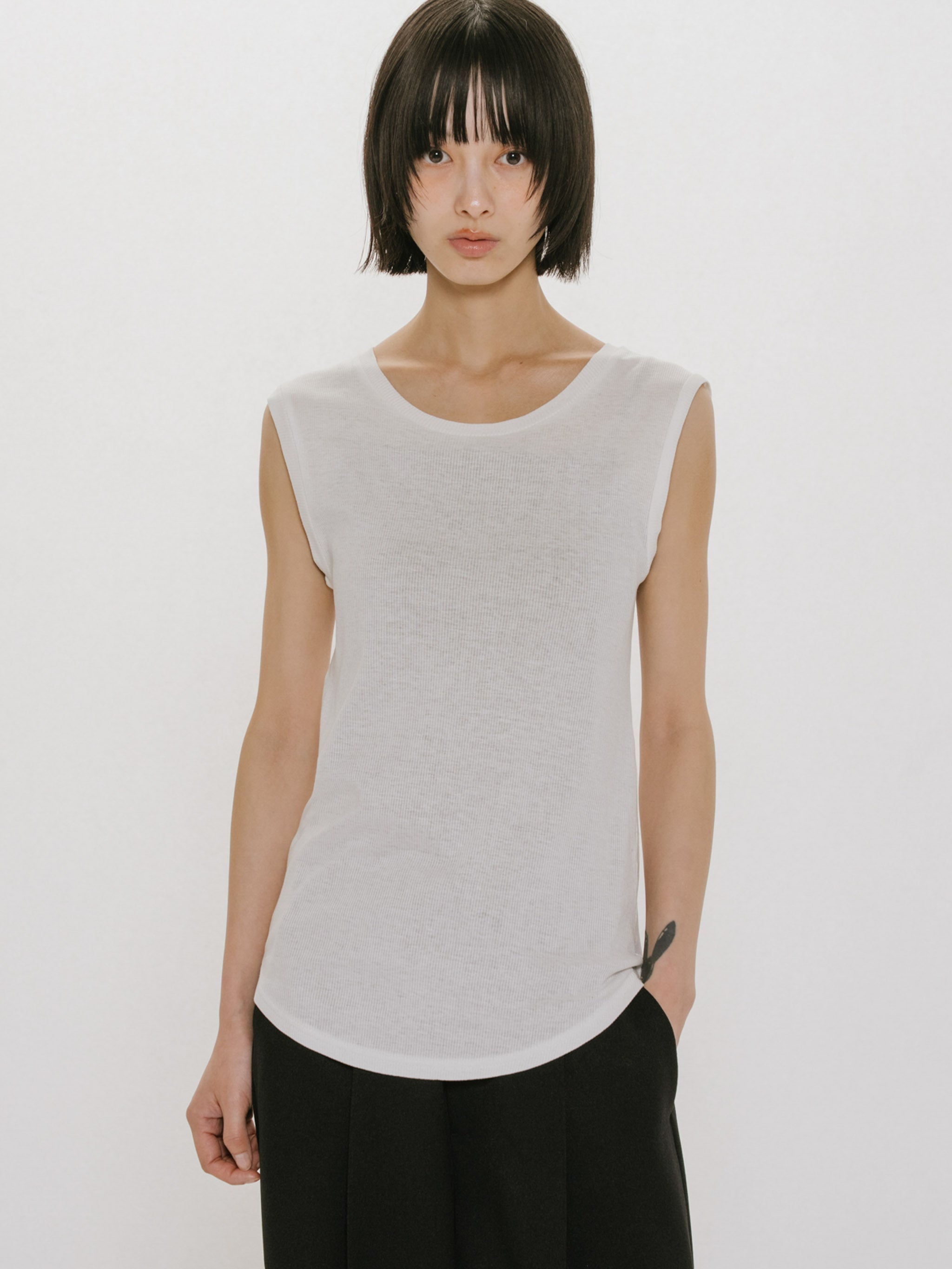 gadid anoniem タンクトップ gadid anoniem タンクトップ gadid LOFTMAN公式オンラインショップ