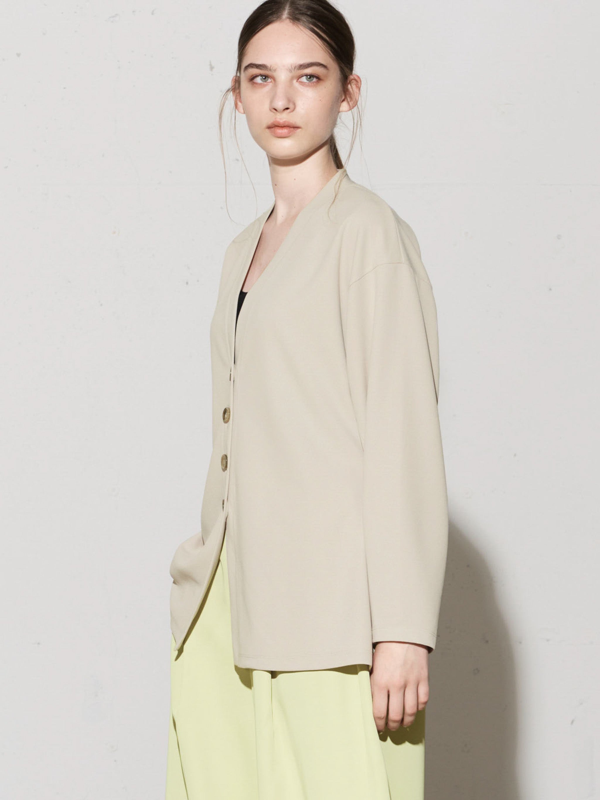 shaped design cardigan