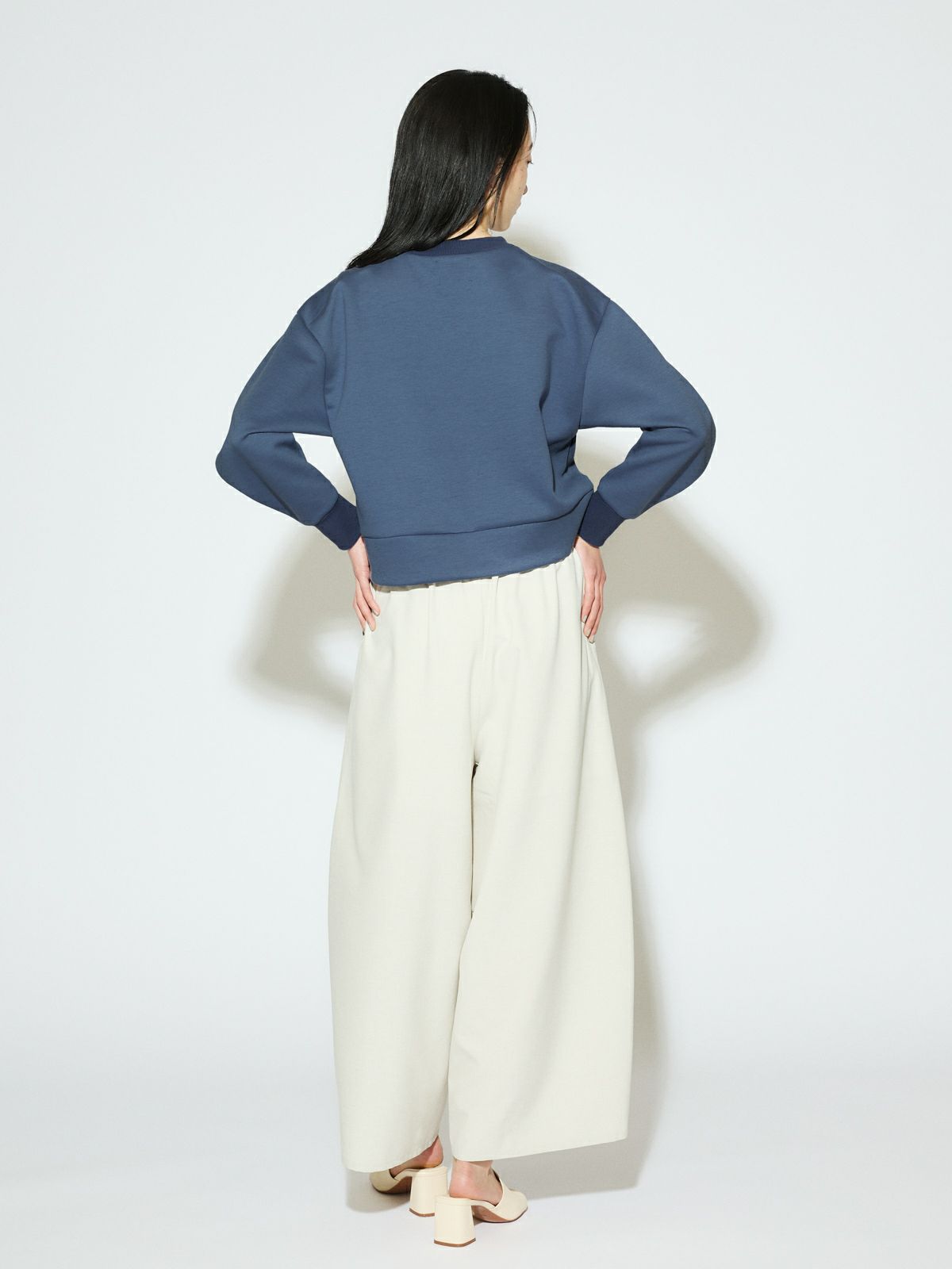 curve sleeve double-knit pullover