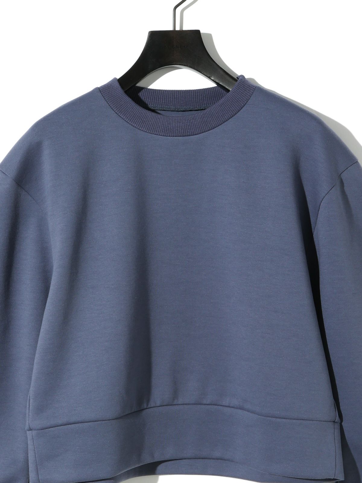 curve sleeve double-knit pullover