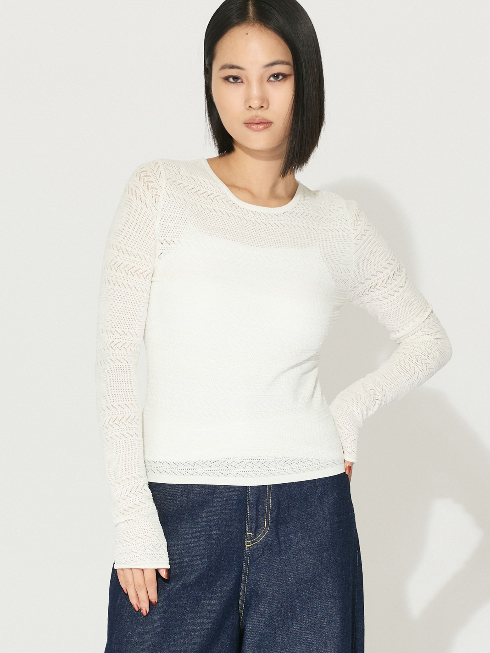 lace knit tight pullover