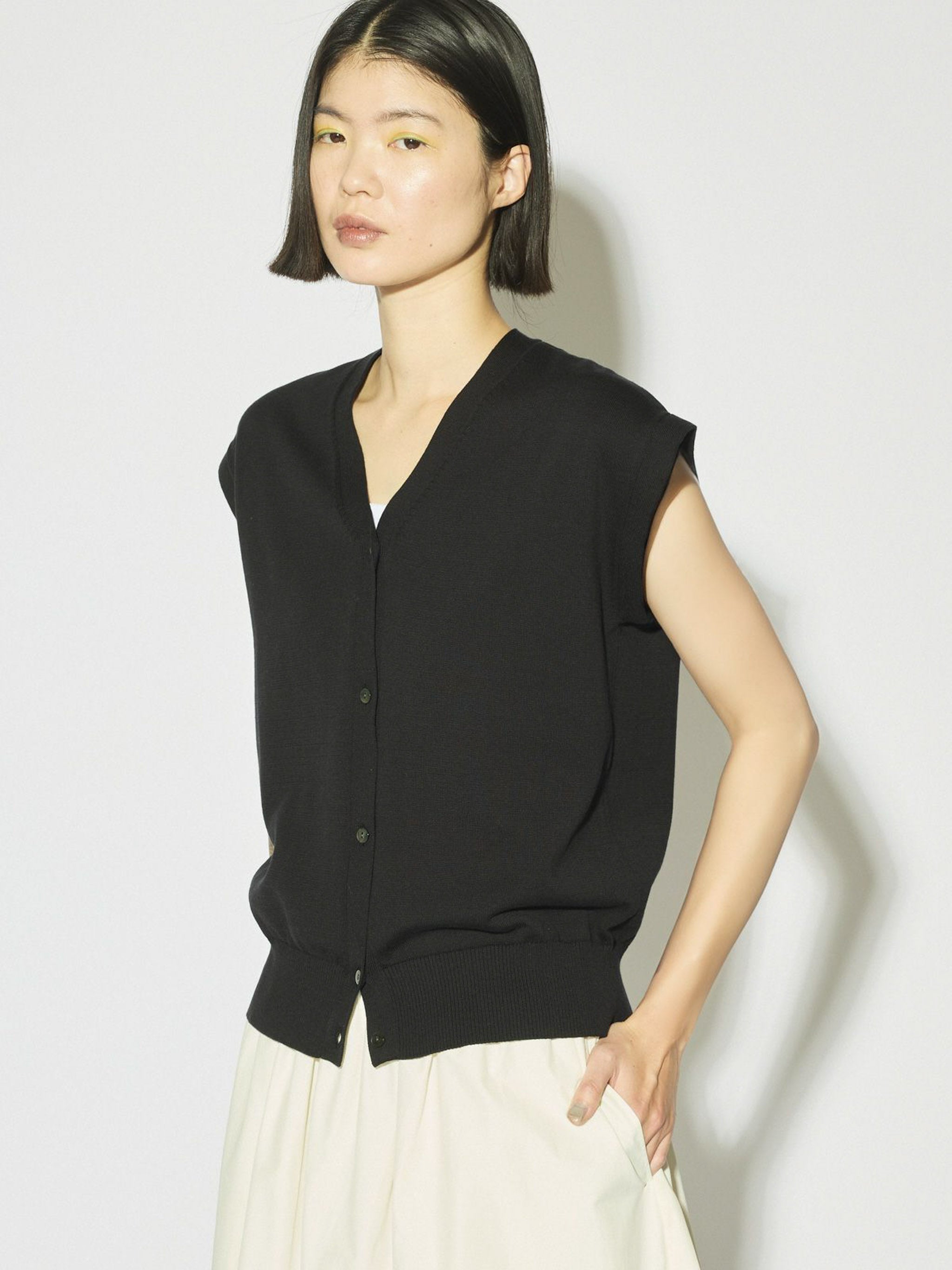 N/S V neck C/D.S