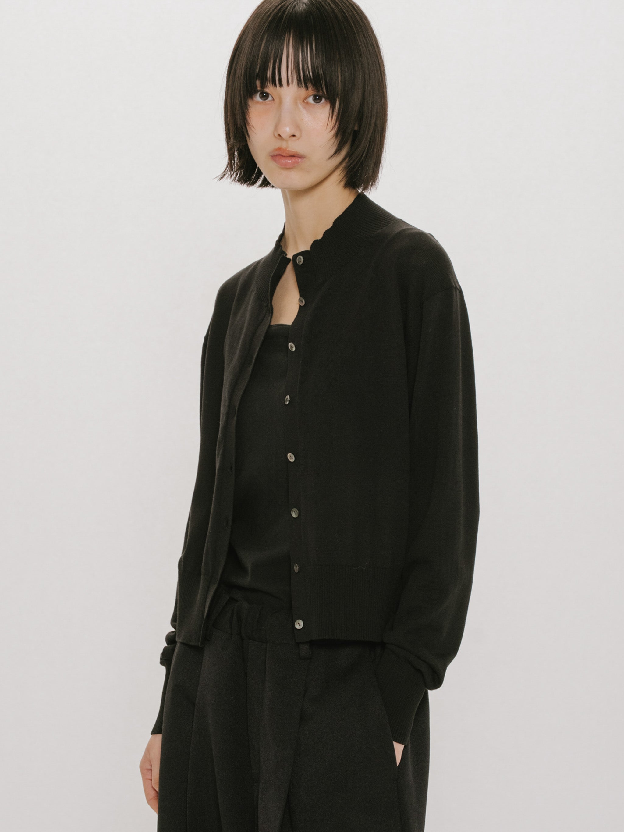 high neck short cardigan