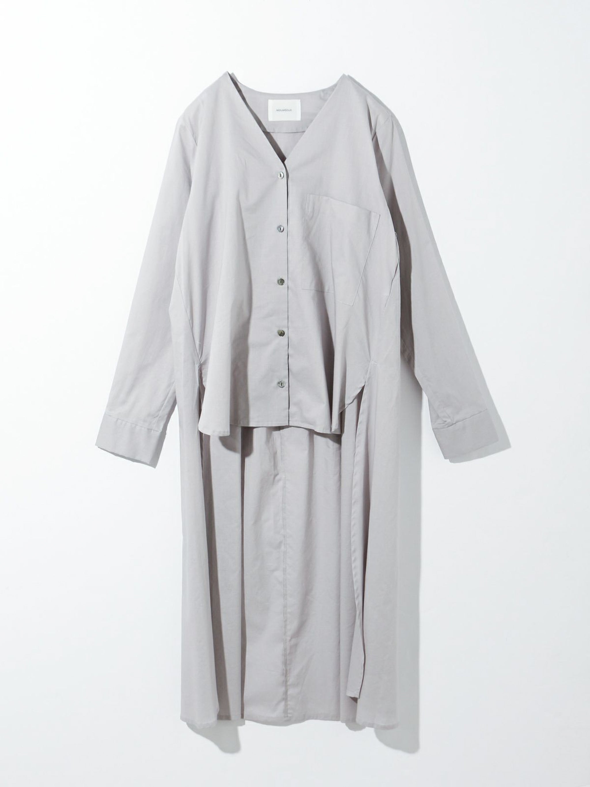 Vネックバックロングシャツ【3-1038/3-1141】