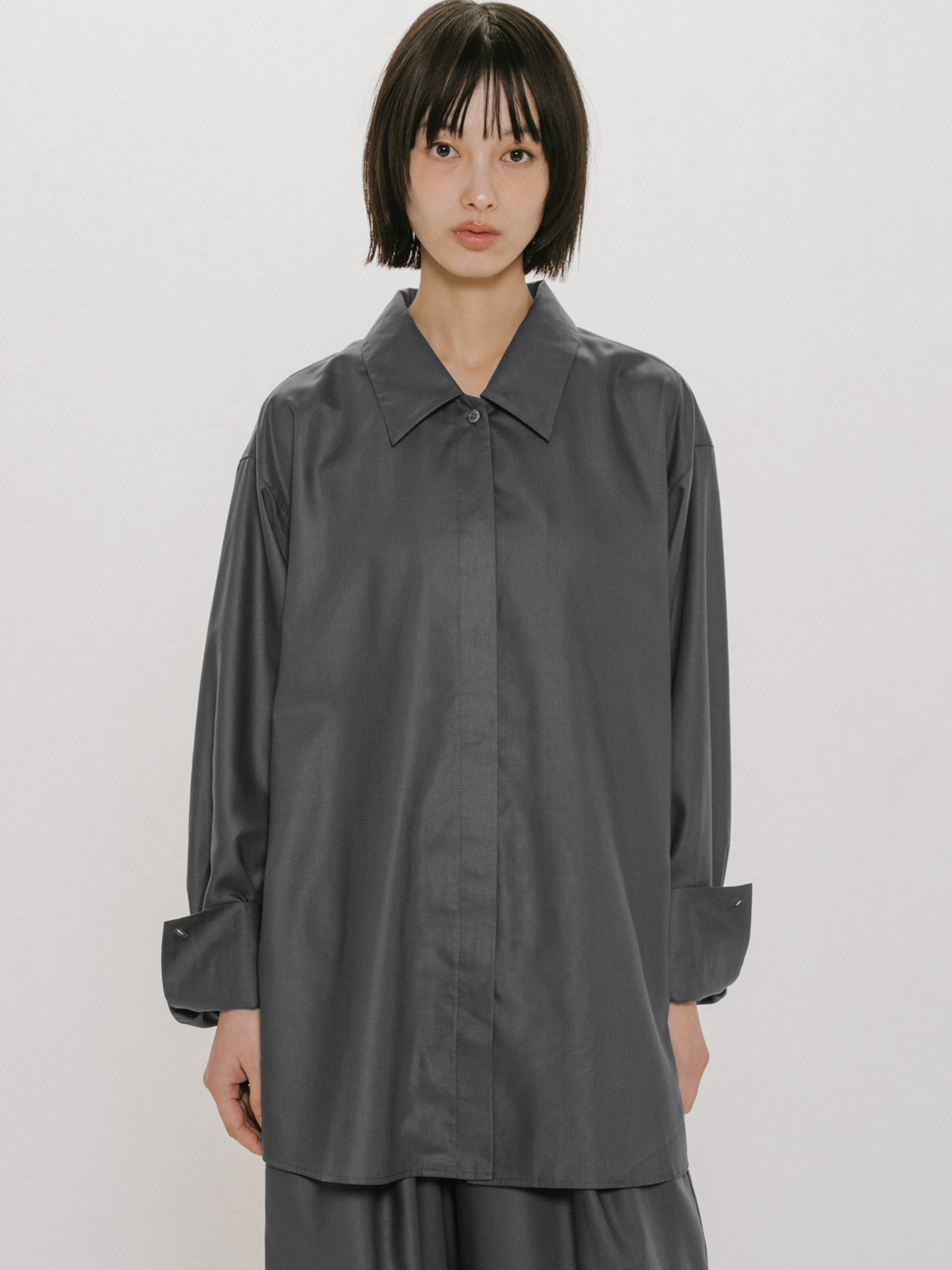 relax long cuffs shirt