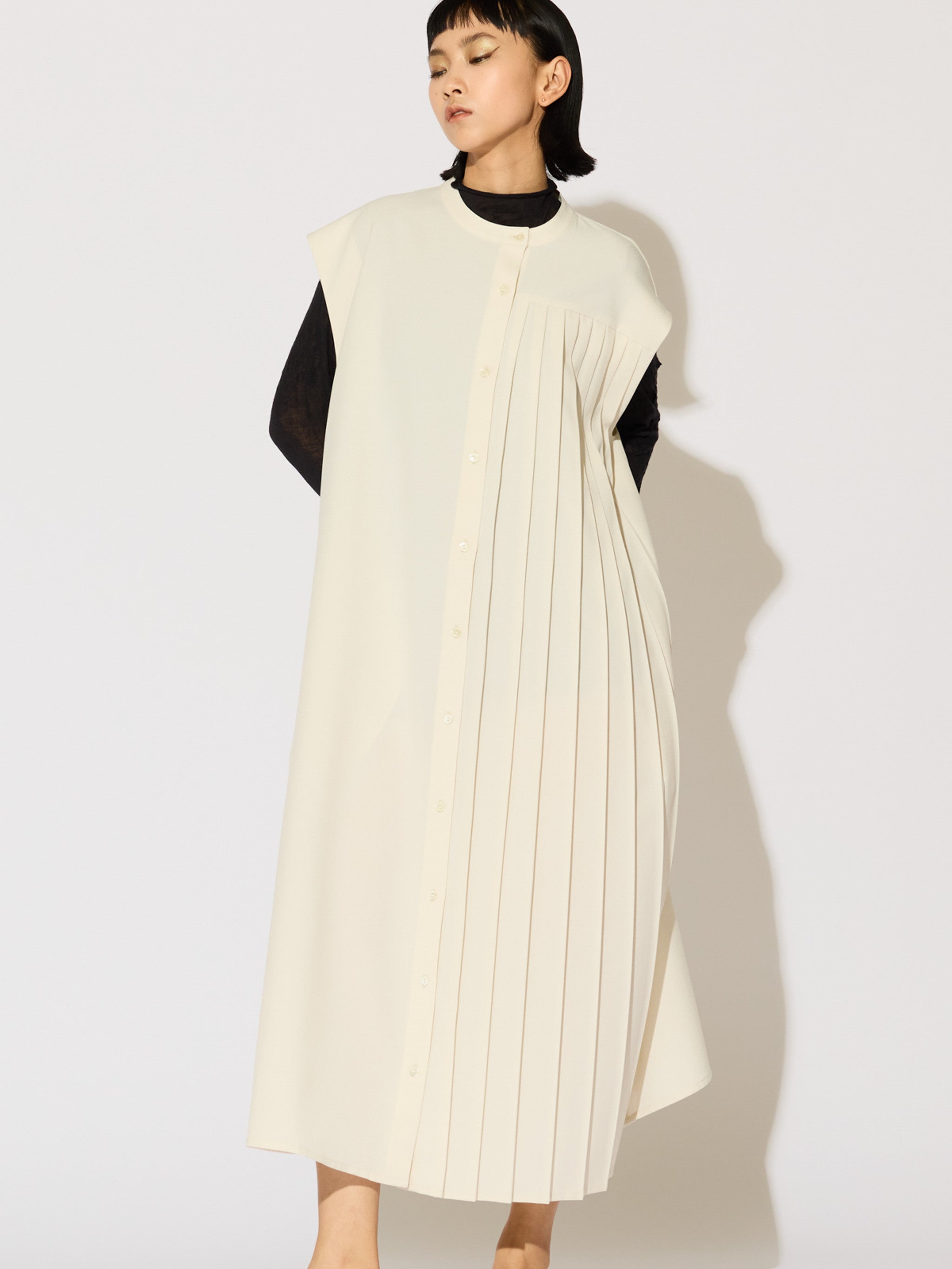 asymmetrical pleated sleeveless dress[A]