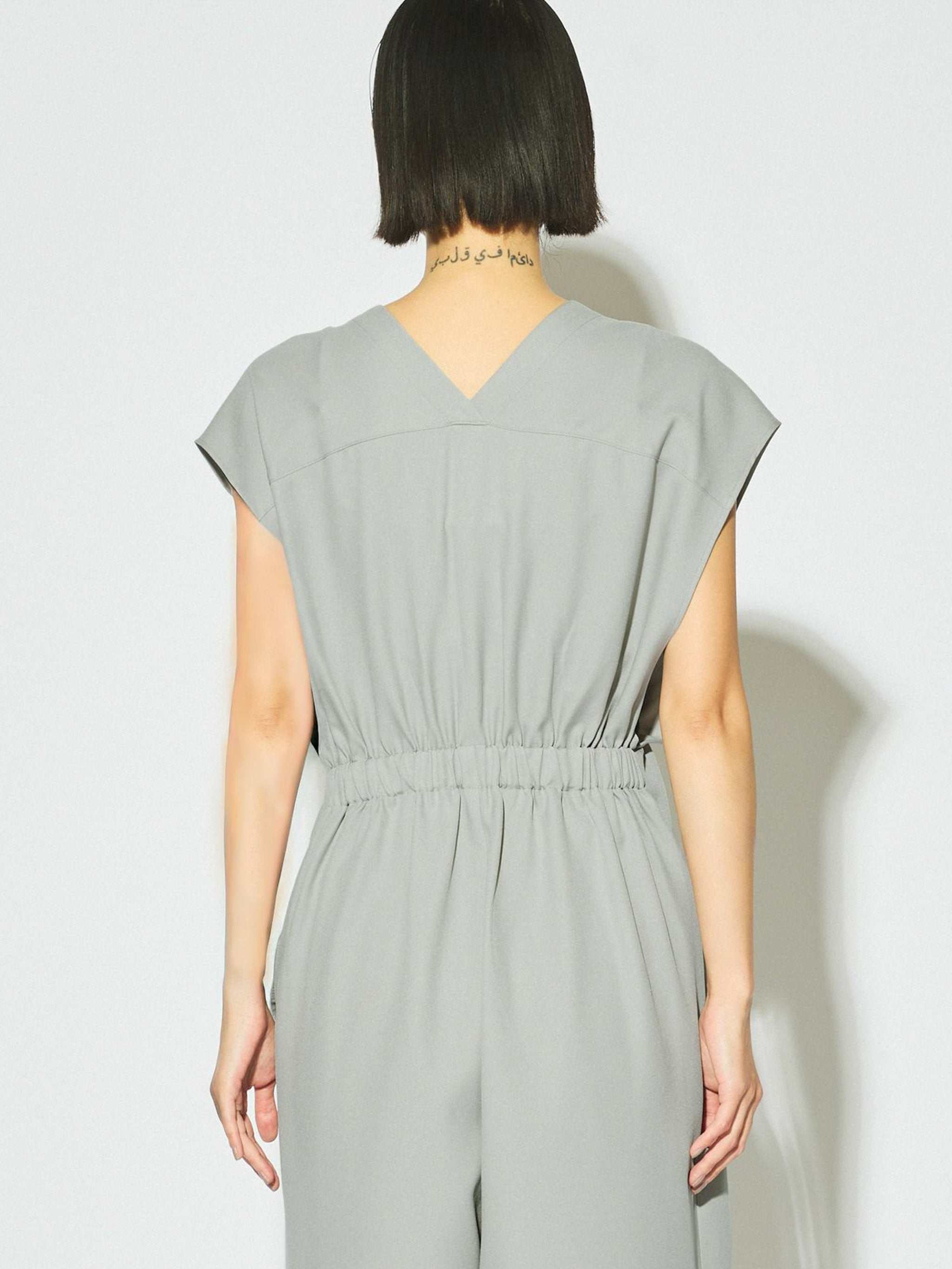v neck all in one[A]