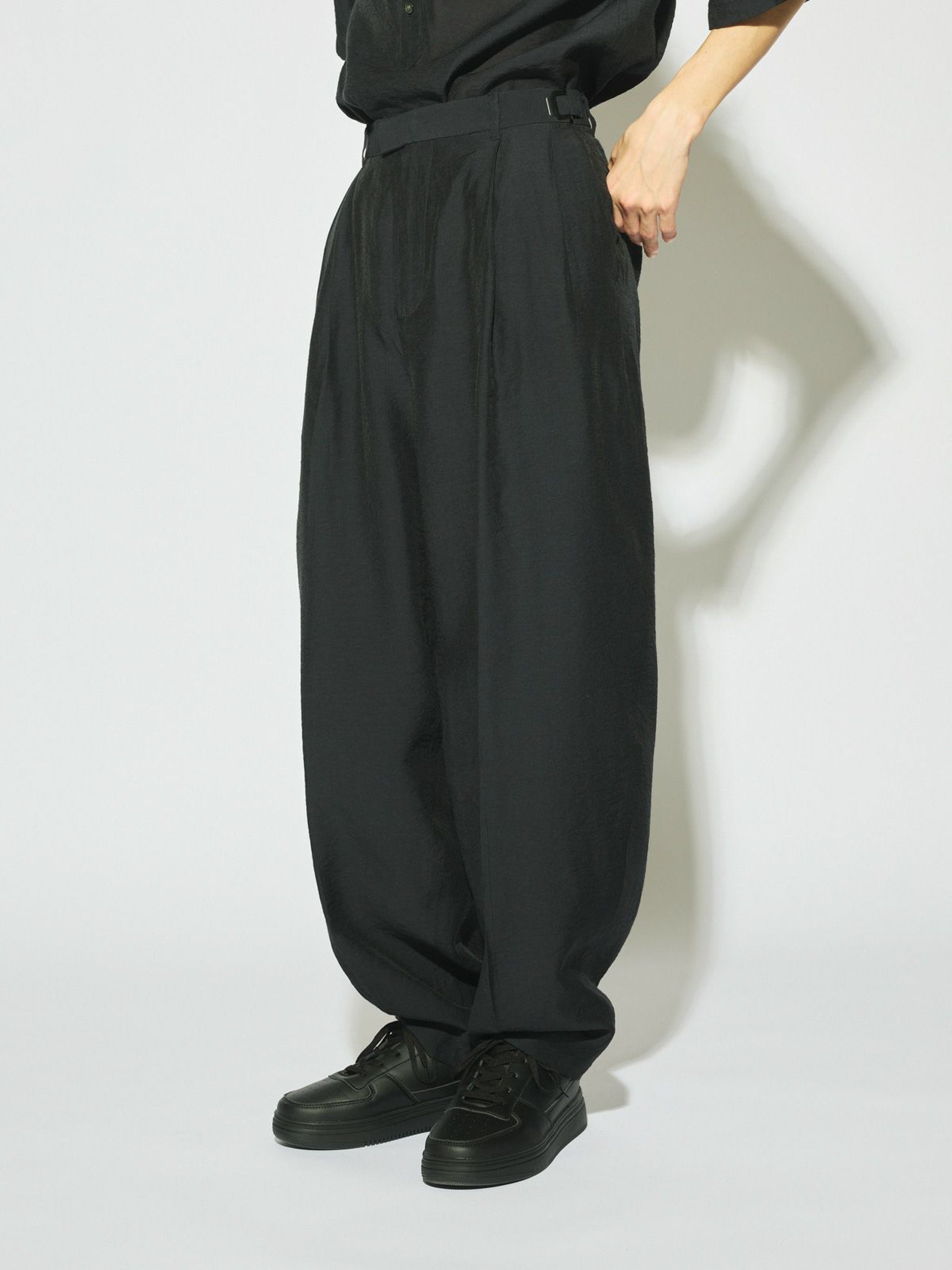 Men’s スラブシアーテーパードパンツ[A]