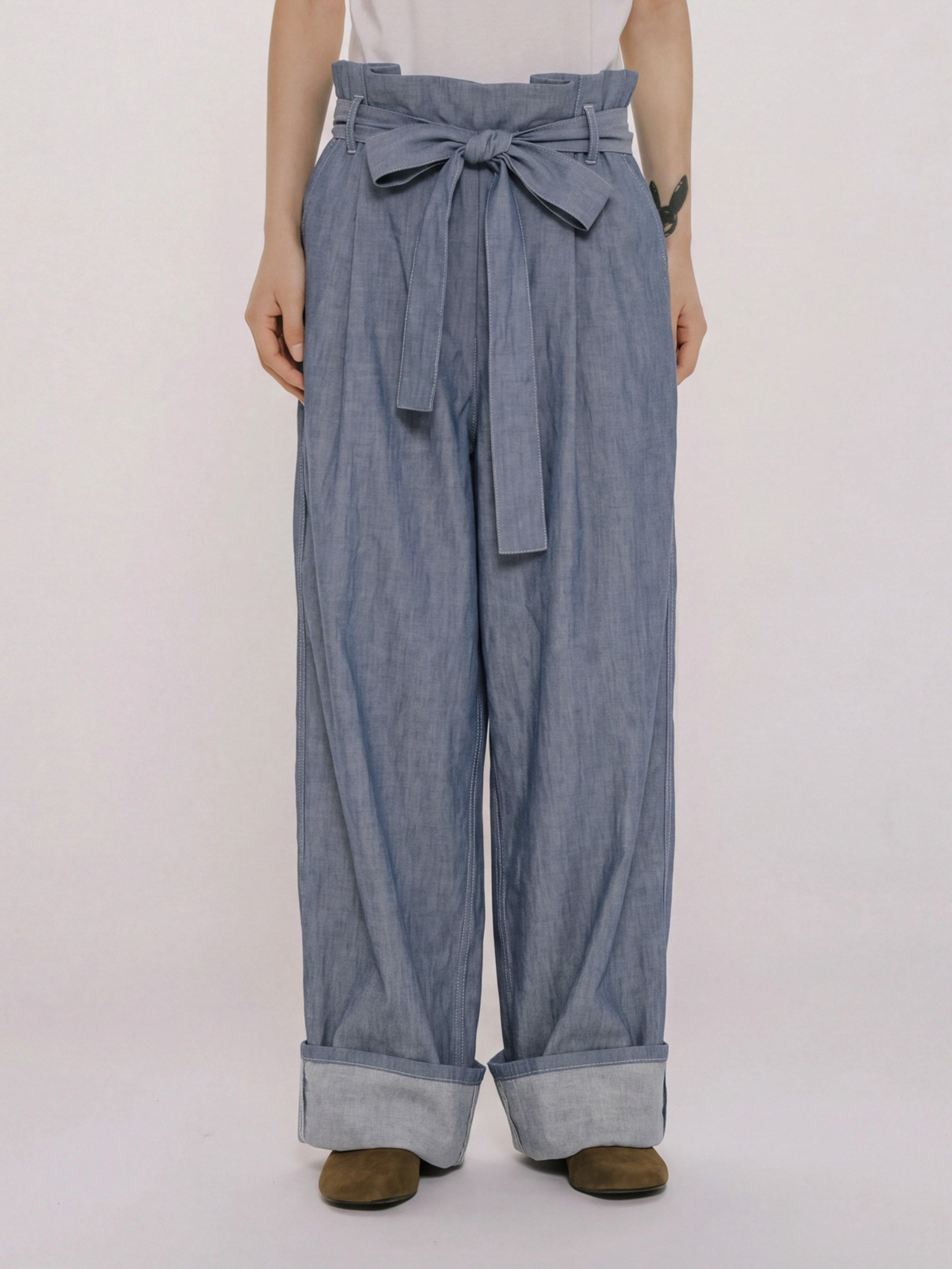 MIDIUMISOLID sheer denim easy PT（BLEACH）