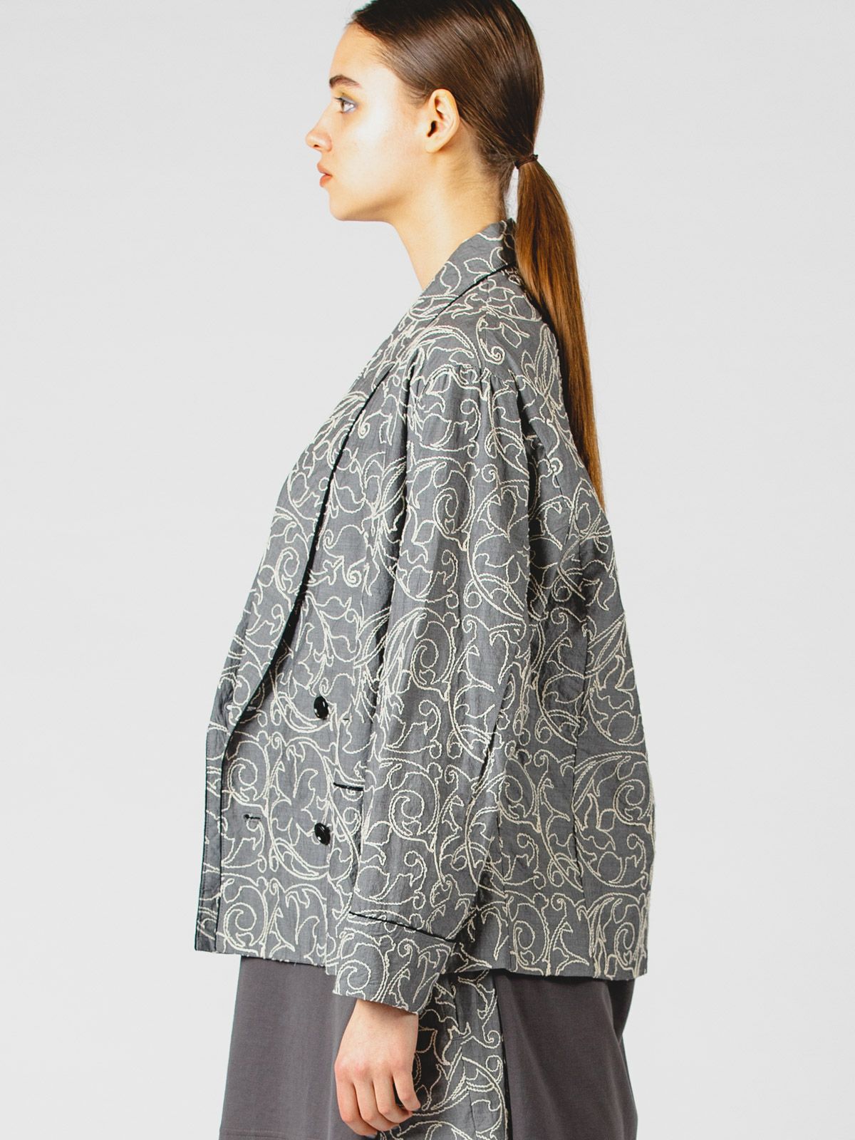 embroidered shawl collar jacket