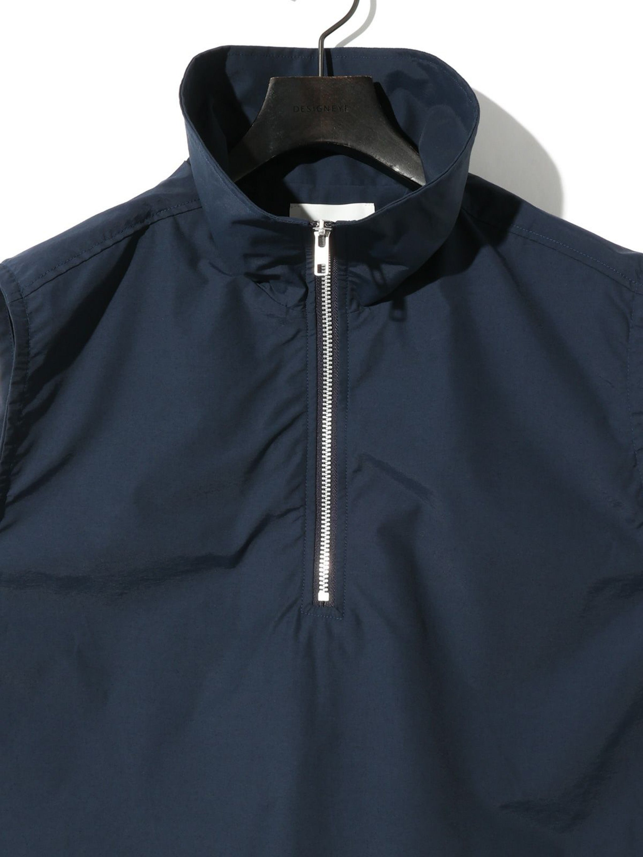high neck zip vest[A]