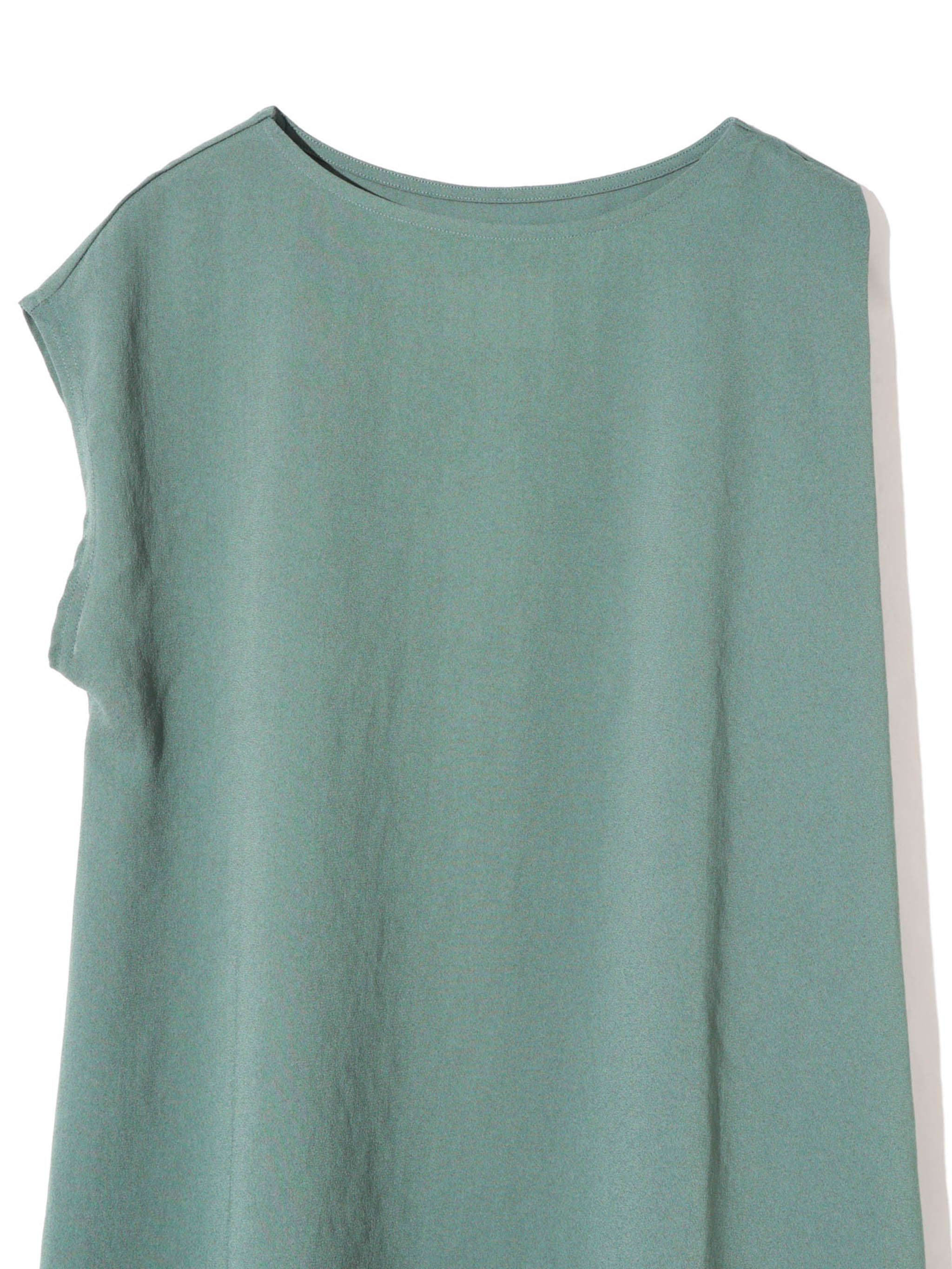 asymmetry flared pullover