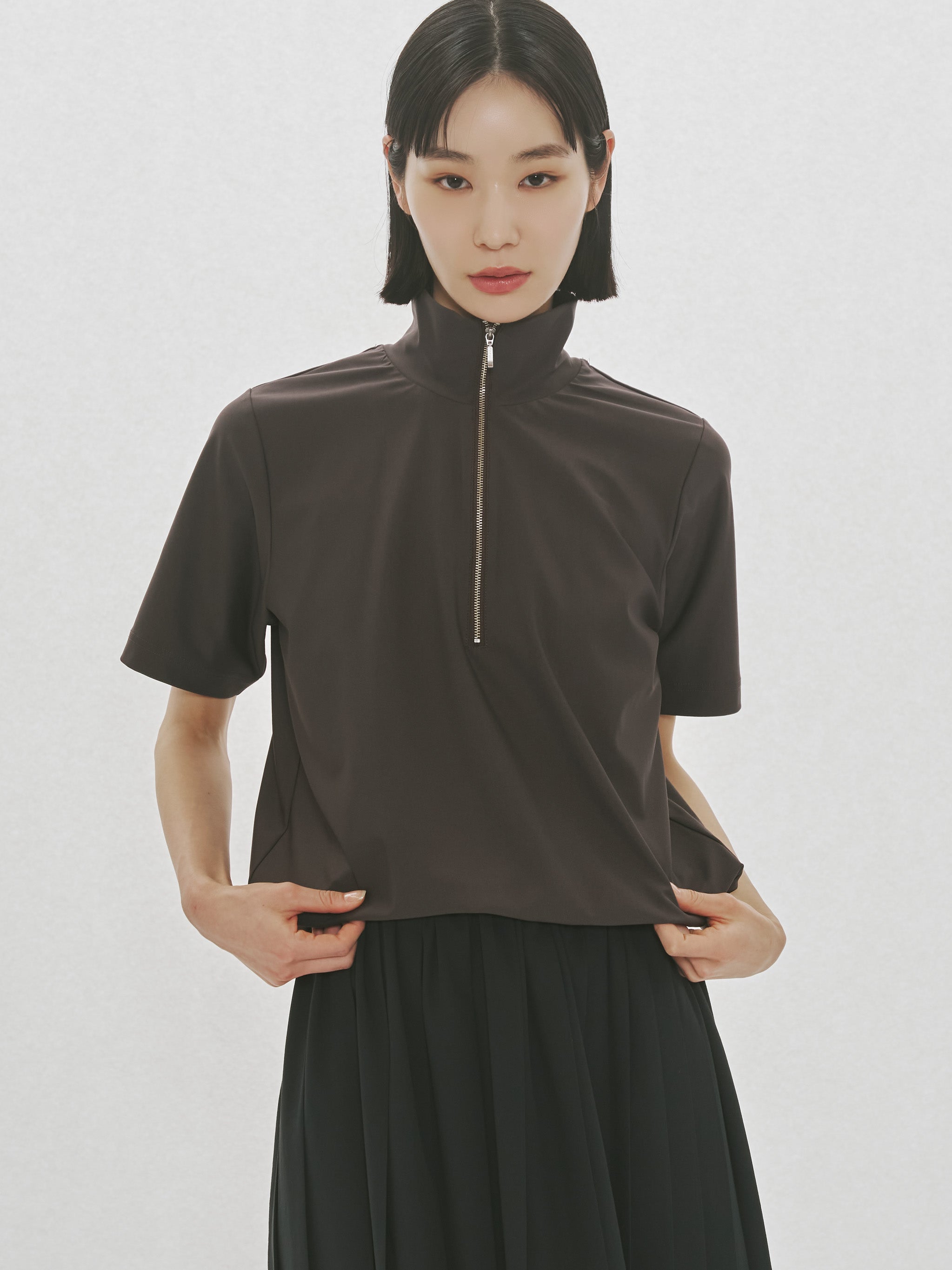 Volume Sleeve Band Collar Blouse