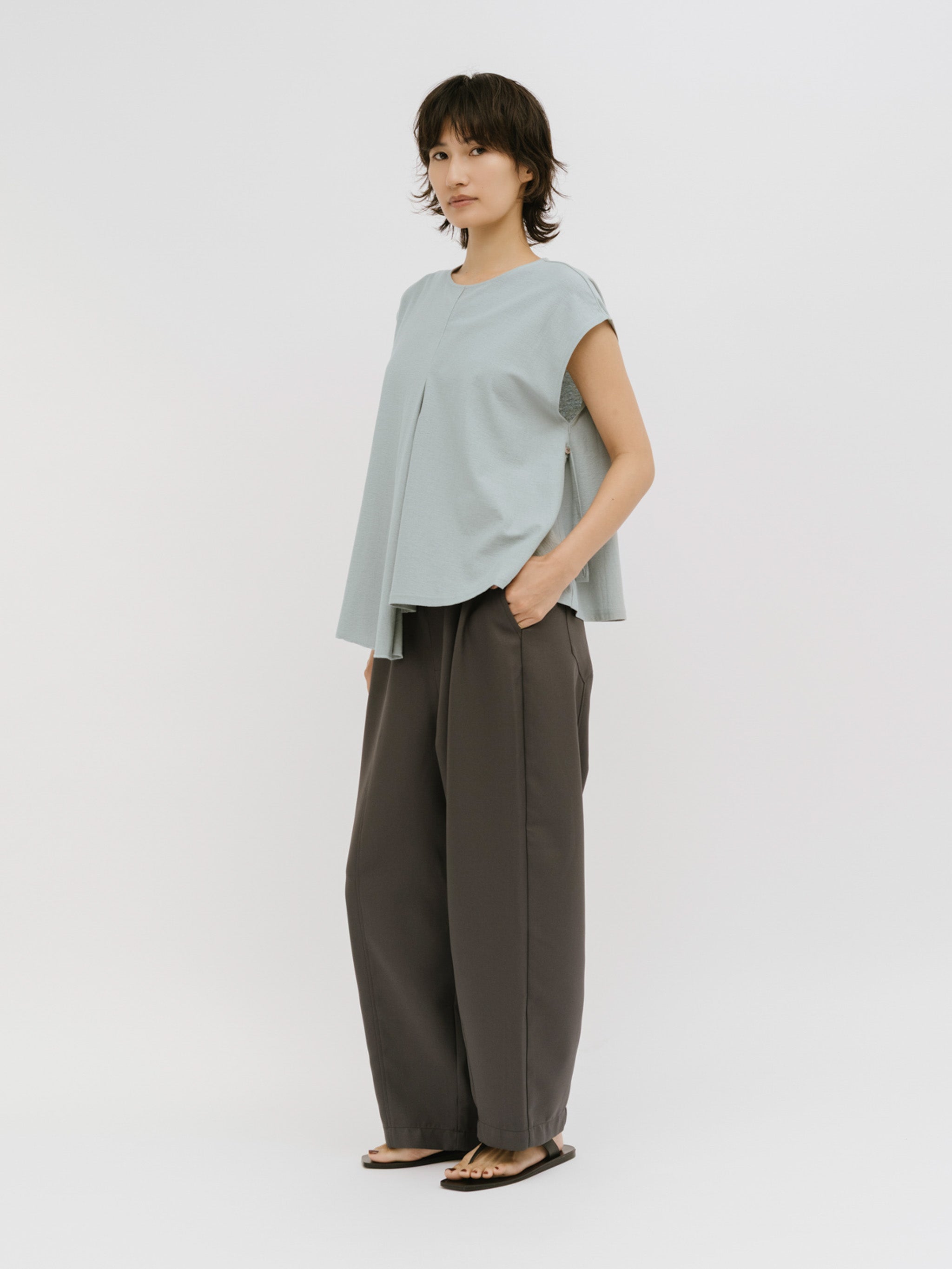 drape twist sleeveless