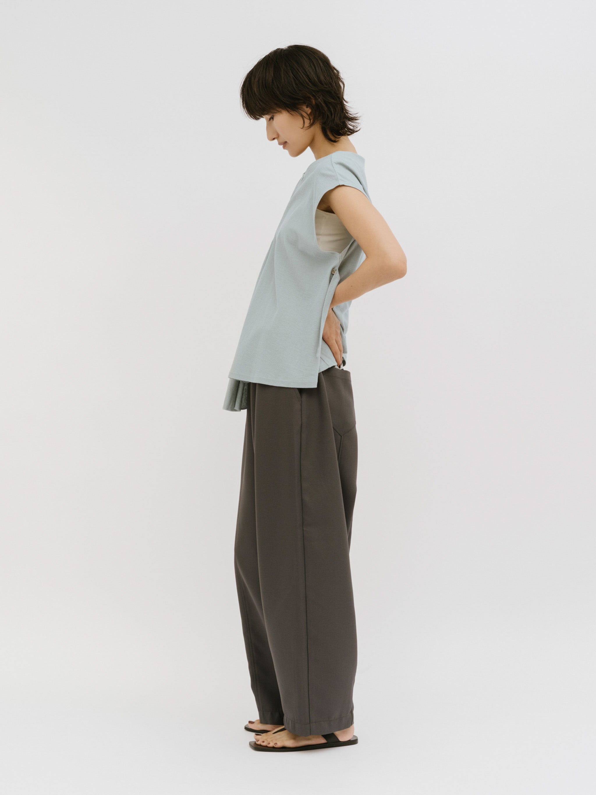 drape twist sleeveless