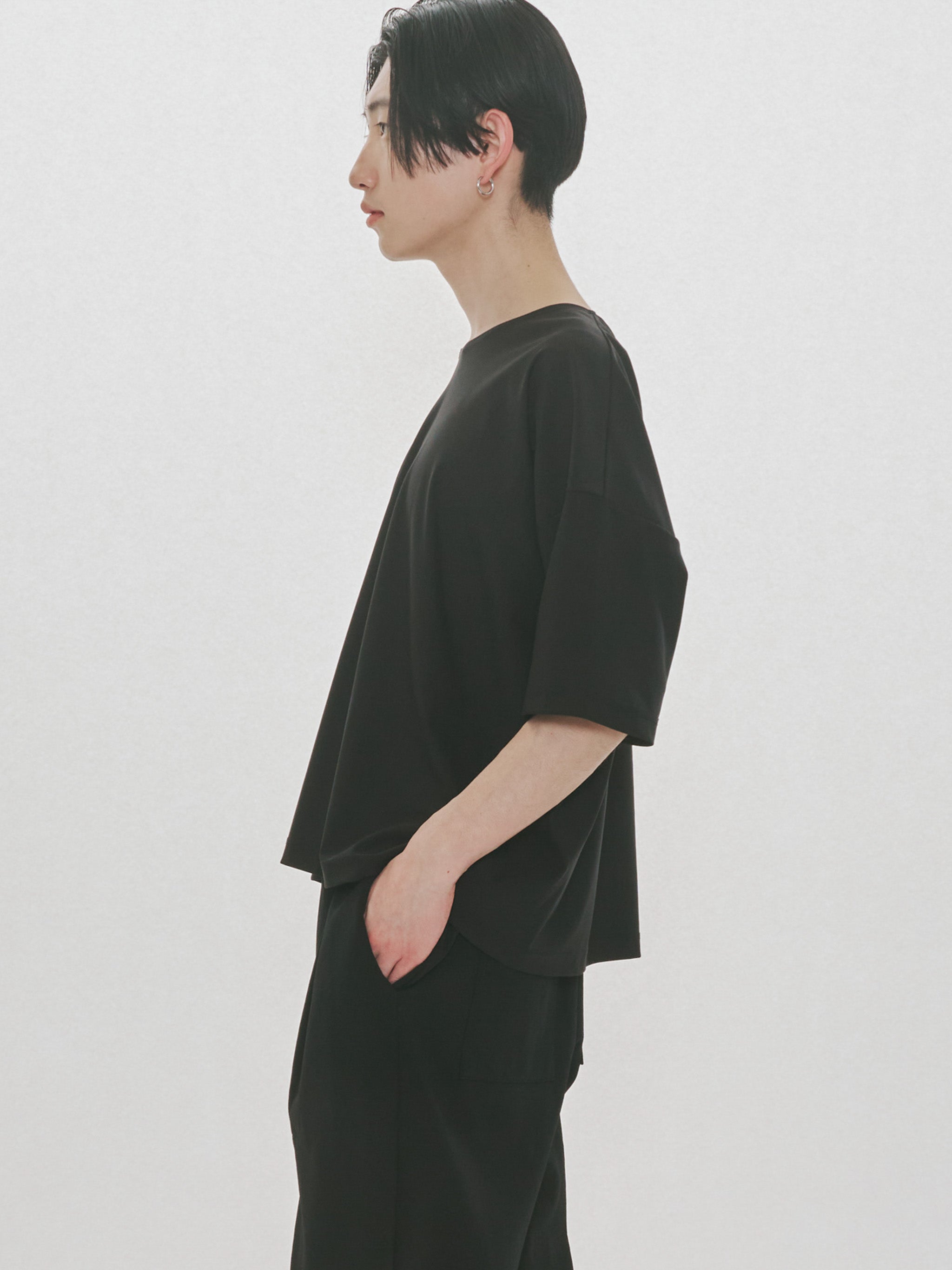 essential wide T