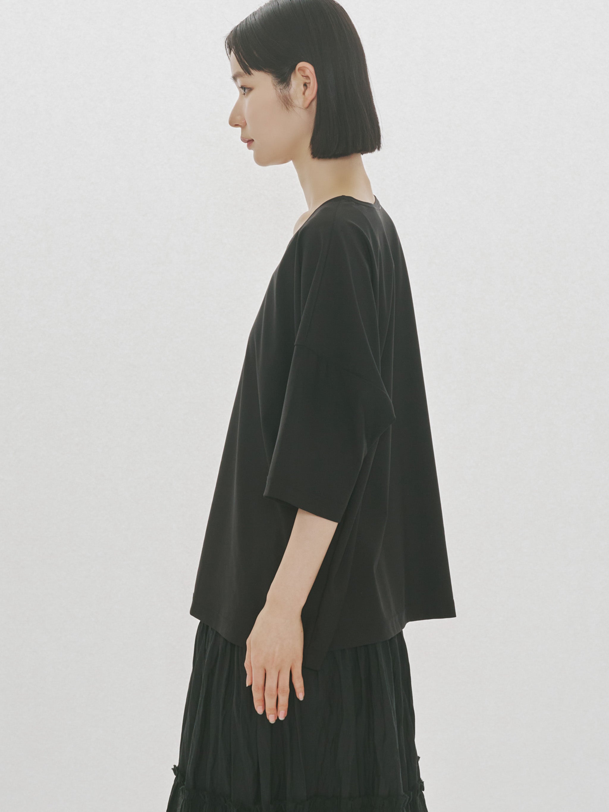 essential wide T