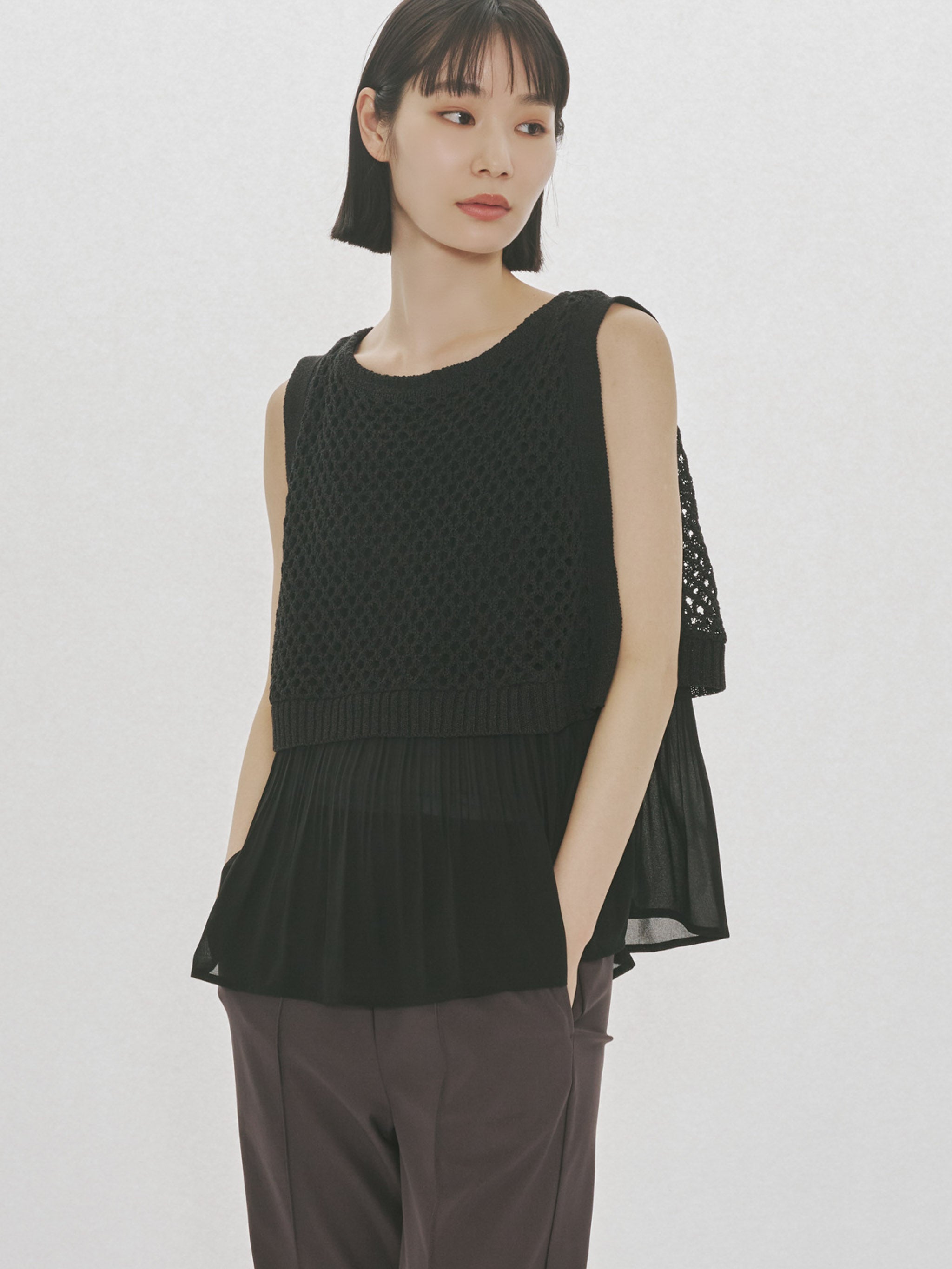 Woven Pleated Layered Vest｜ニットプリーツレイヤードベスト