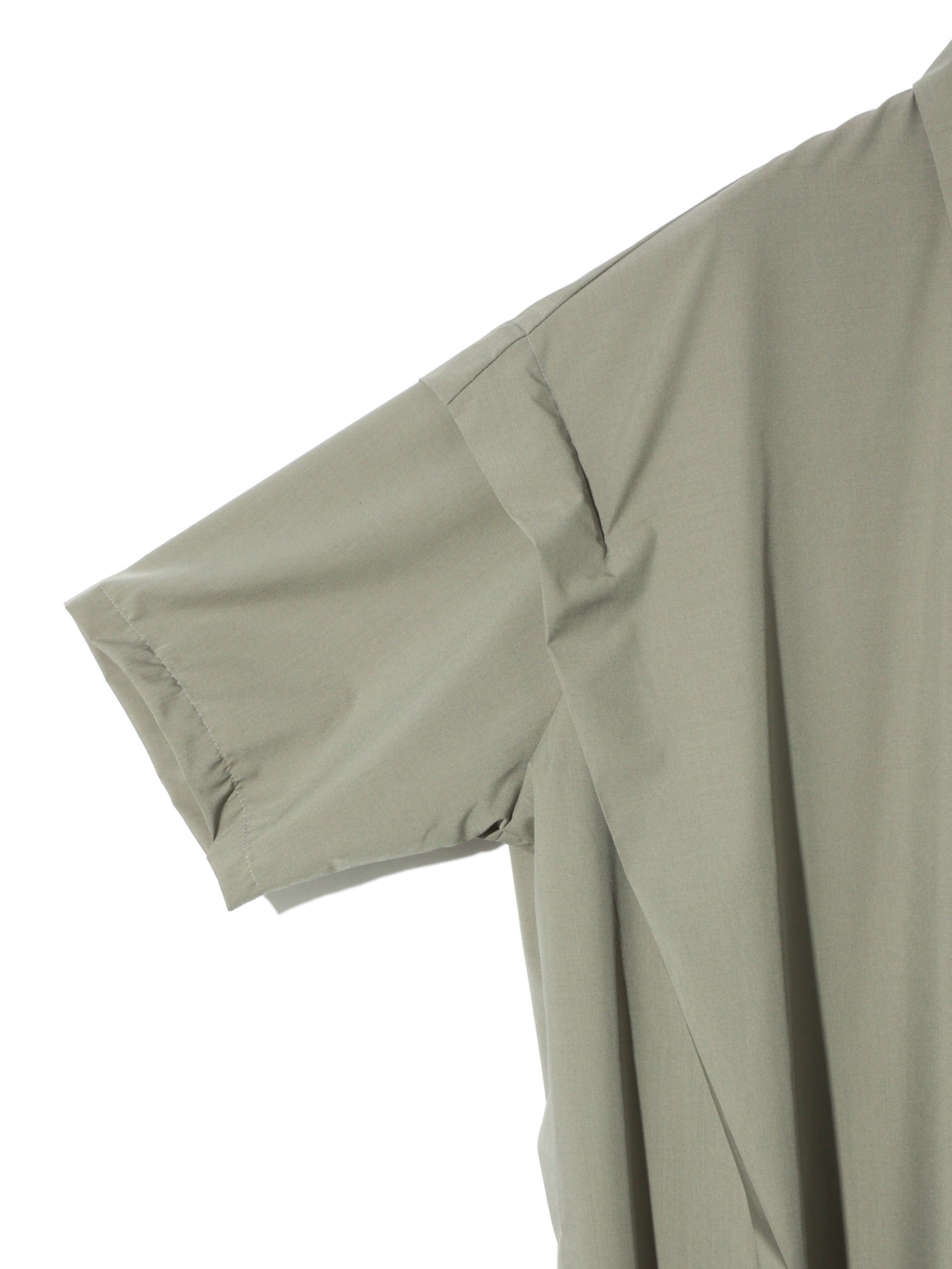 tucked shoulder wide shirt