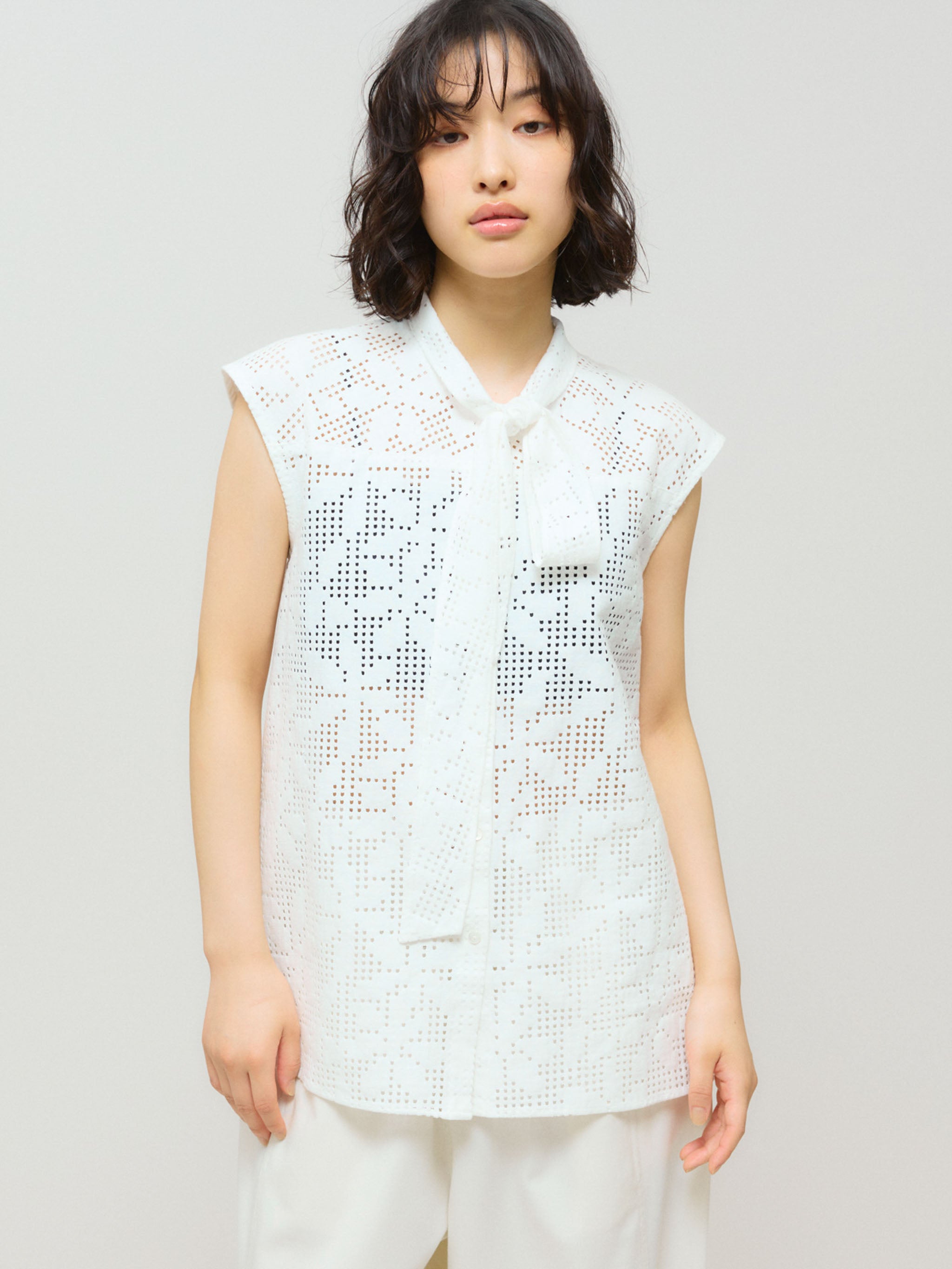 lace bow tie no sleeve blouse[A]