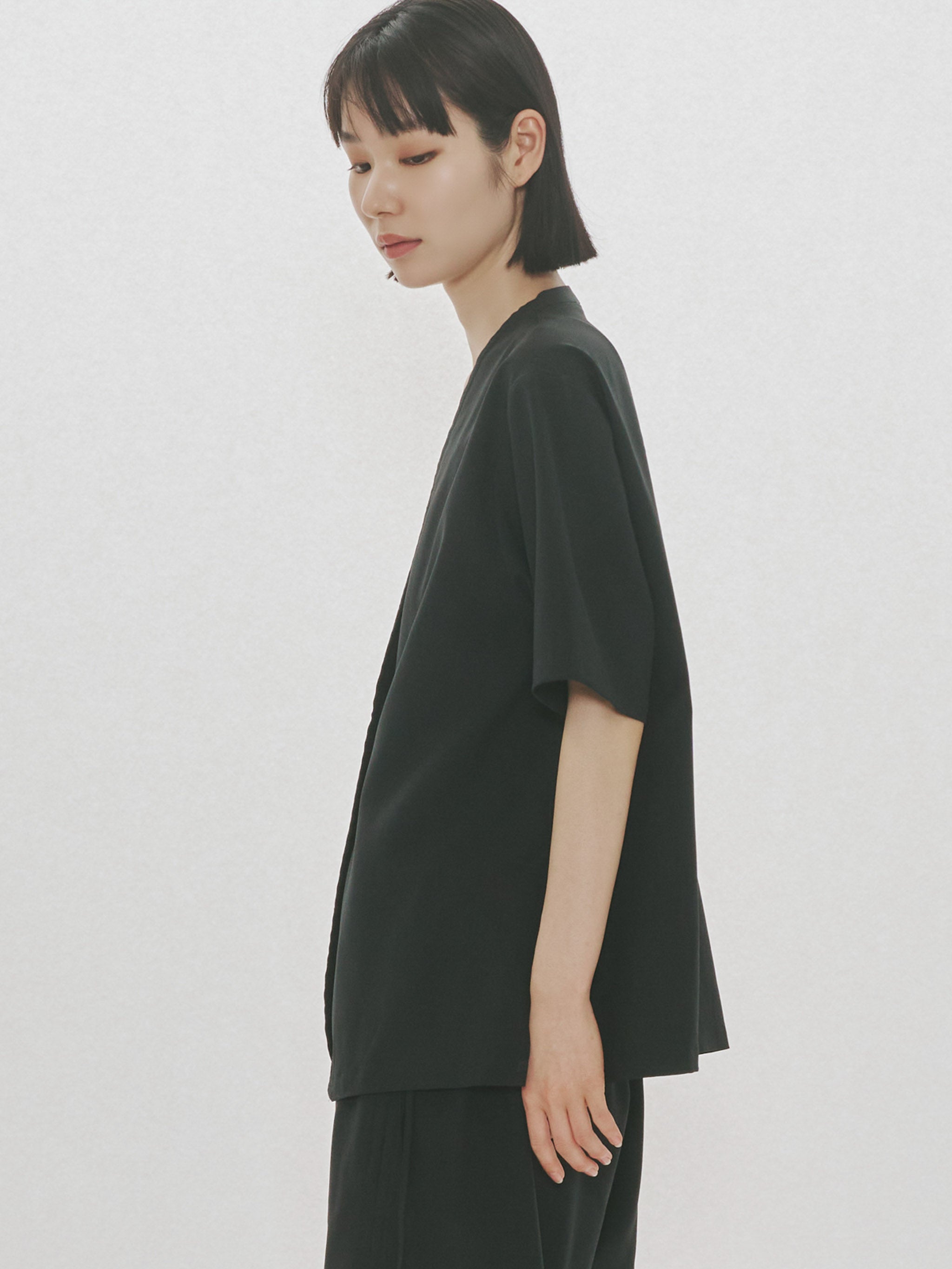 no collar drawstring shirt