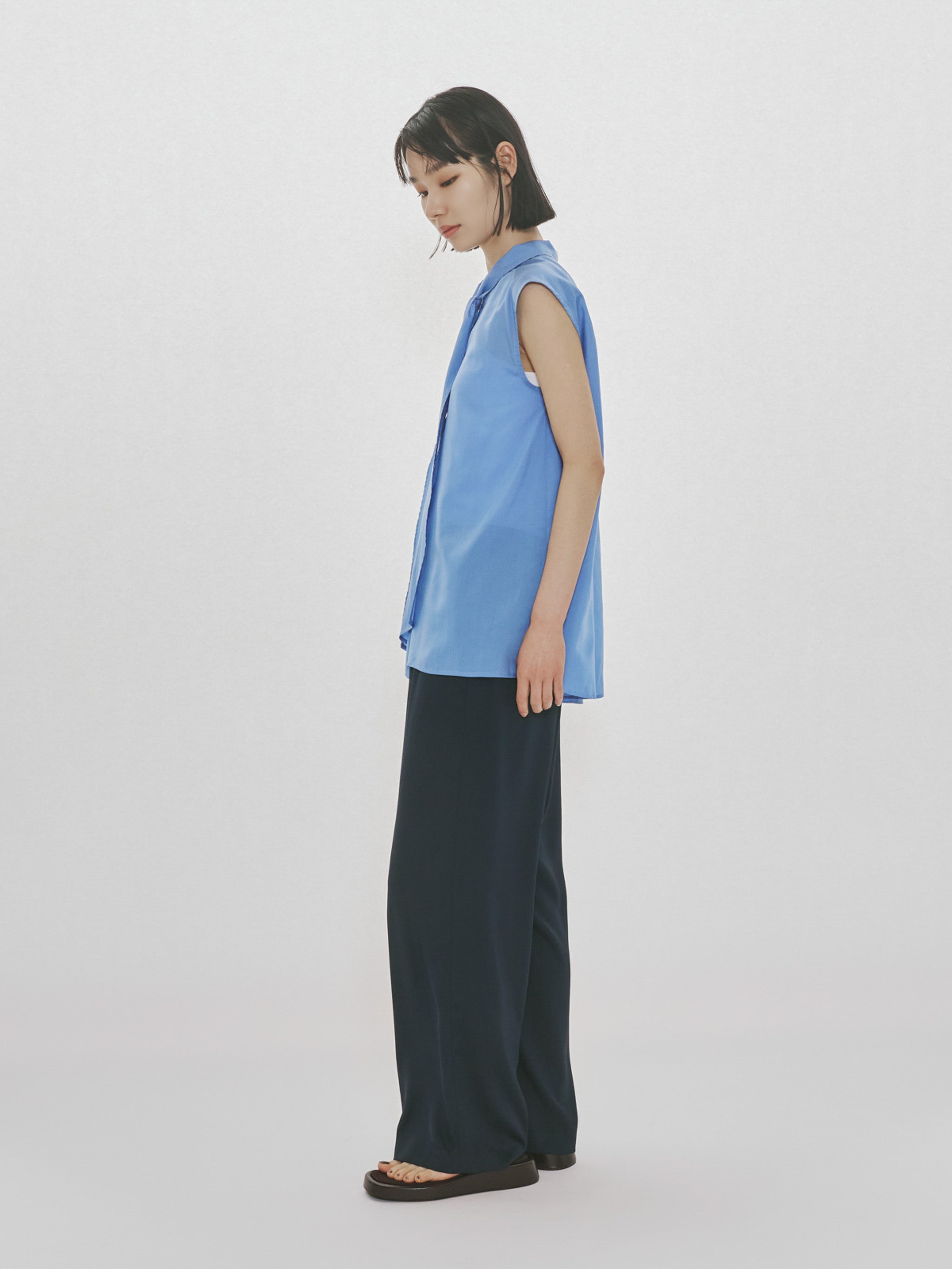 ribbon tie no sleeve blouse