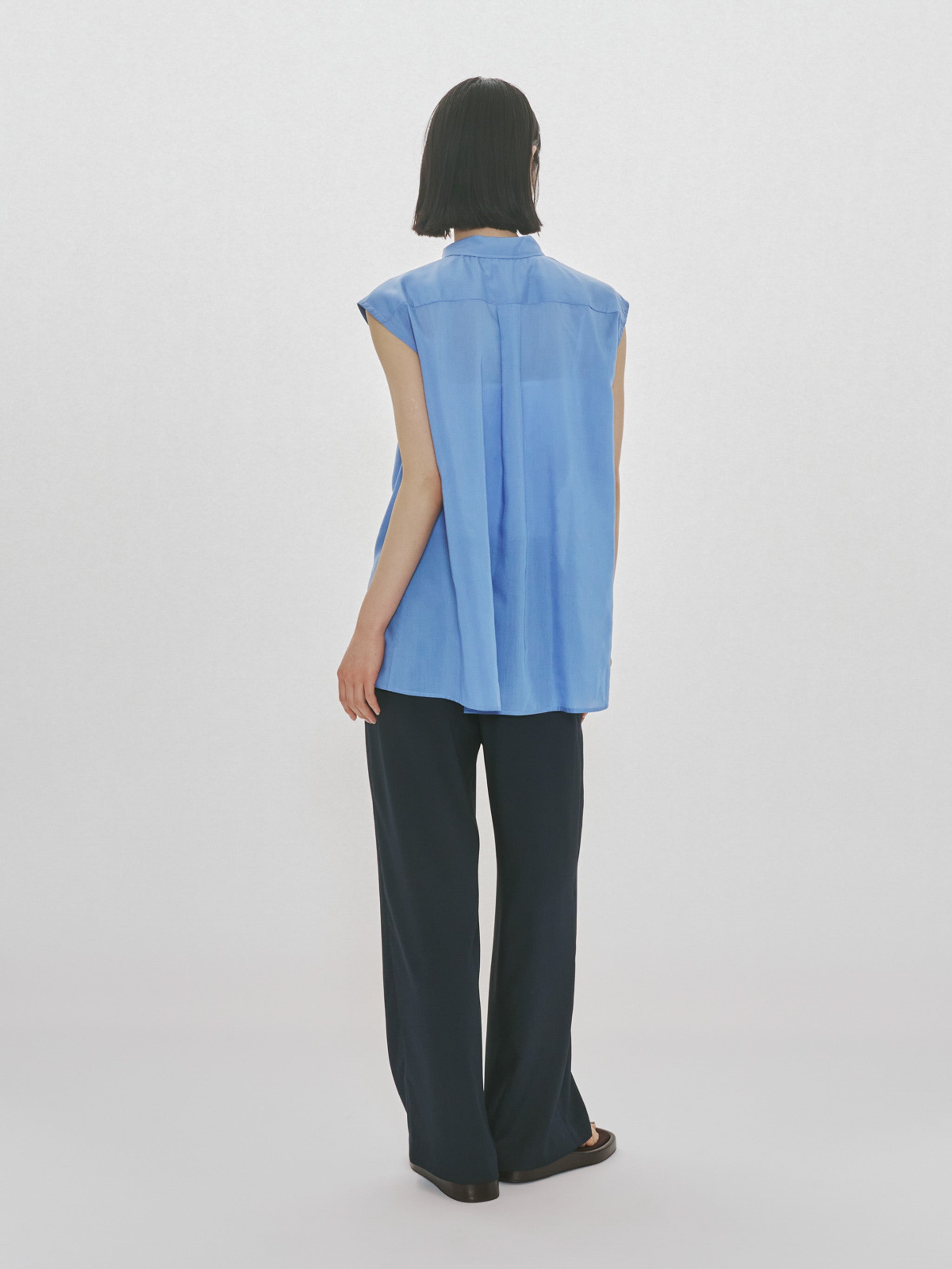 ribbon tie no sleeve blouse