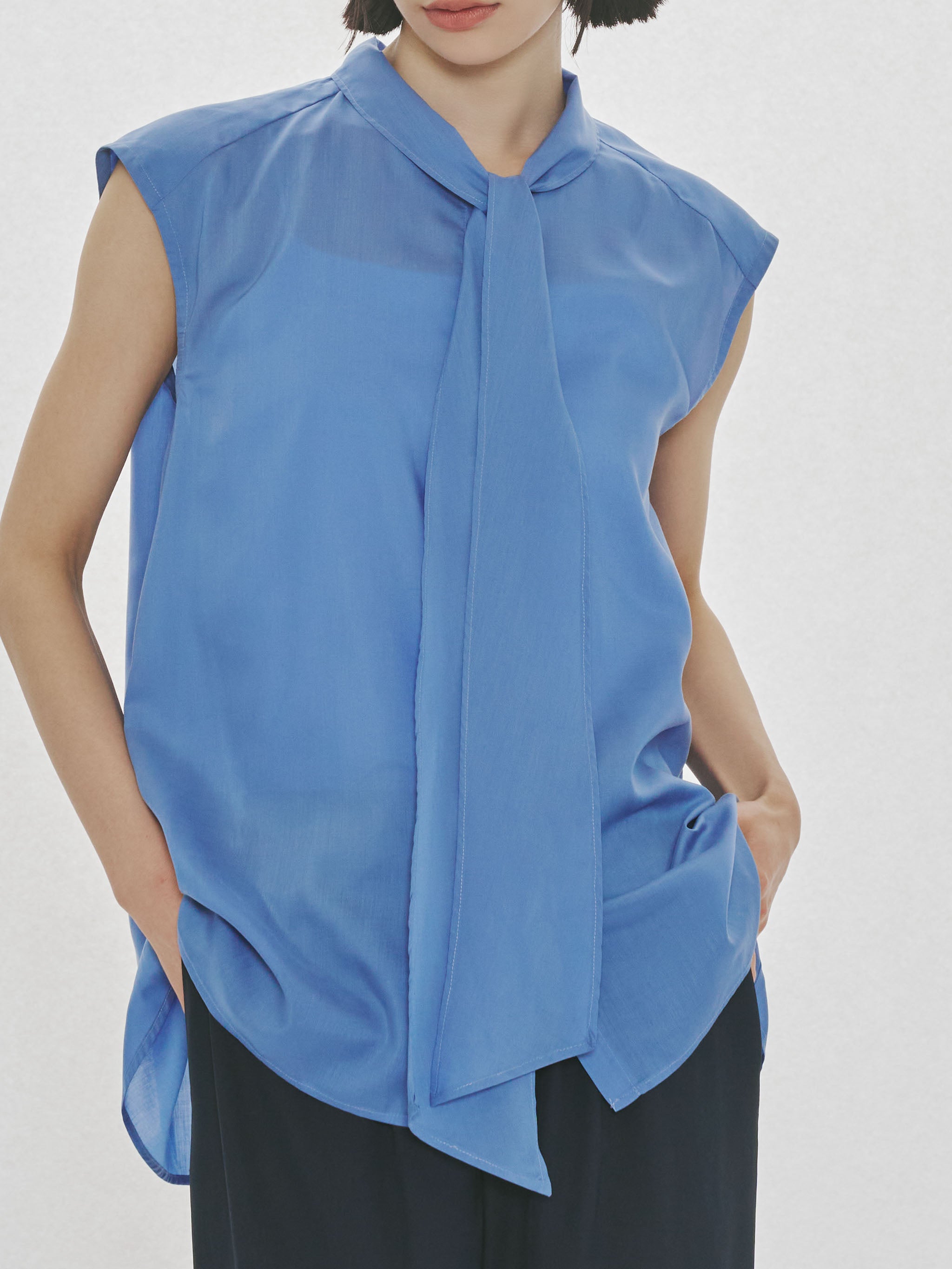 ribbon tie N/S blouse