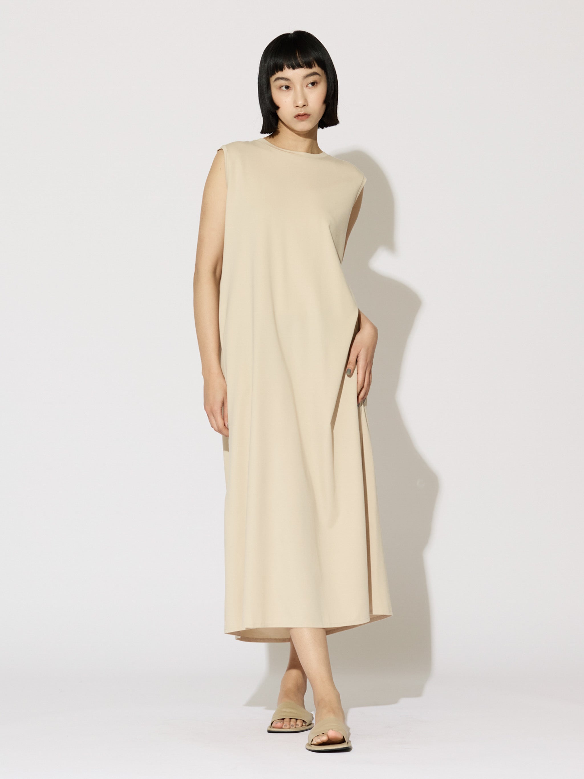 back-tuck dress[A]