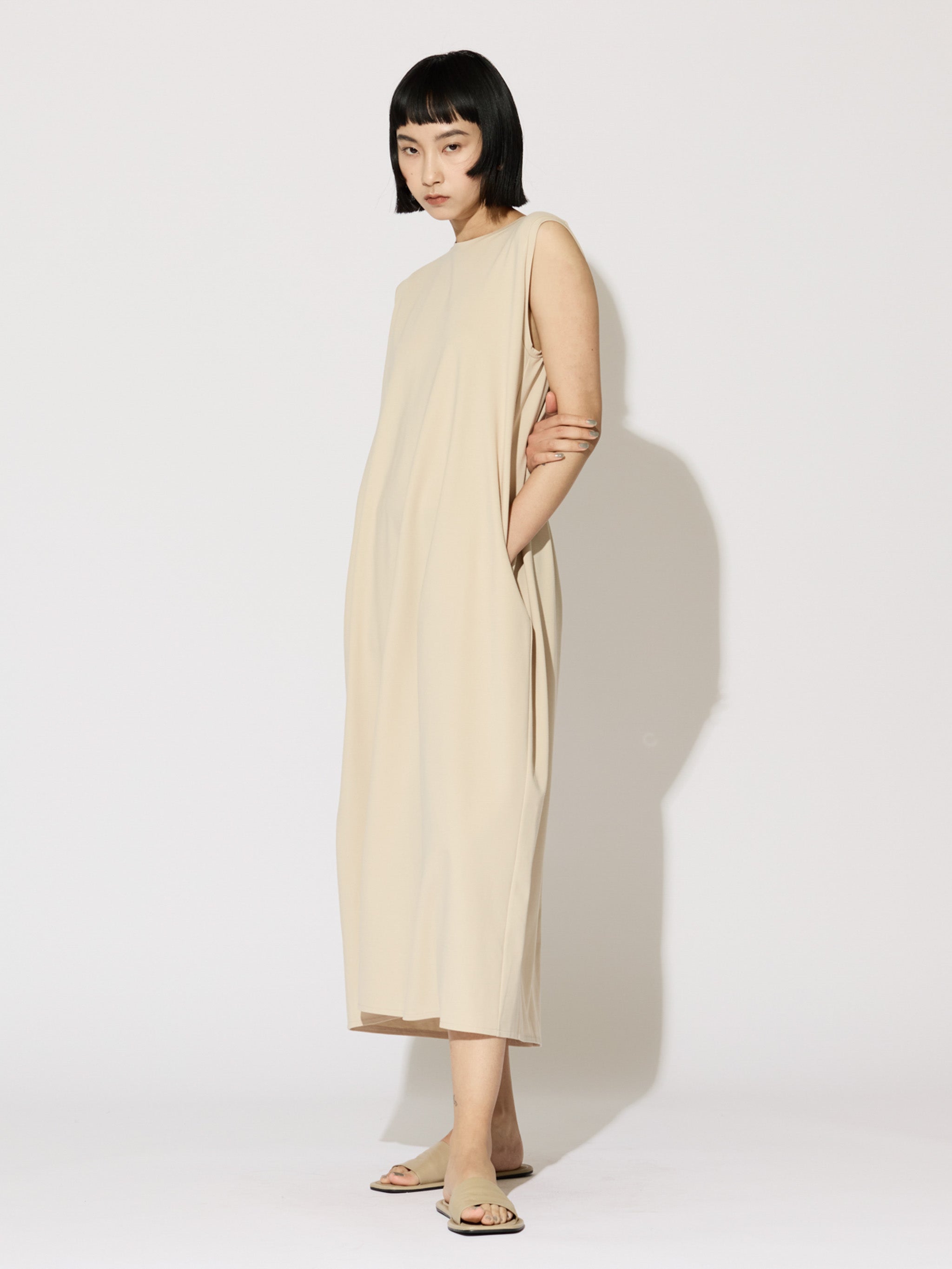 back-tuck dress[A]