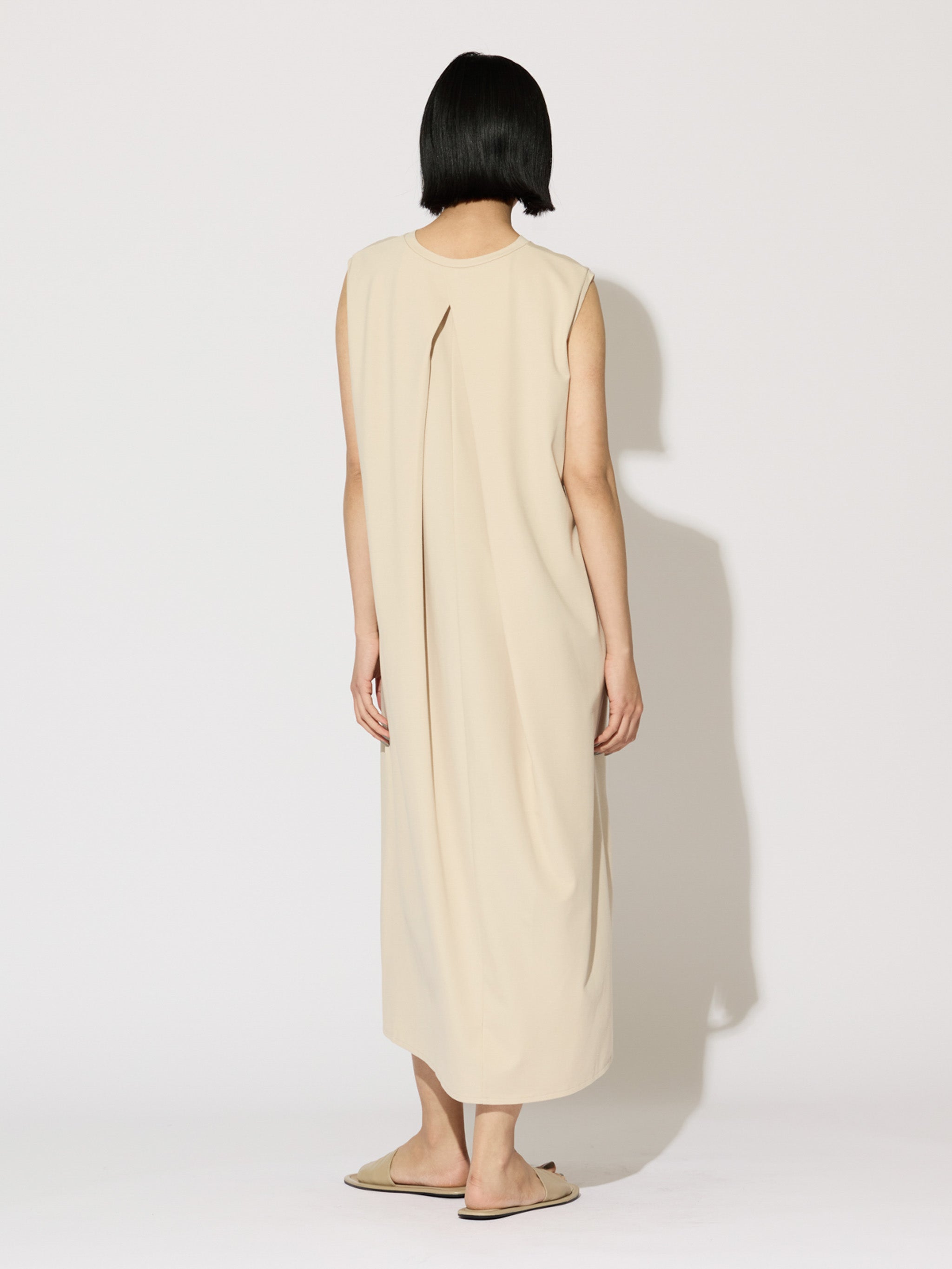 back-tuck dress[A]