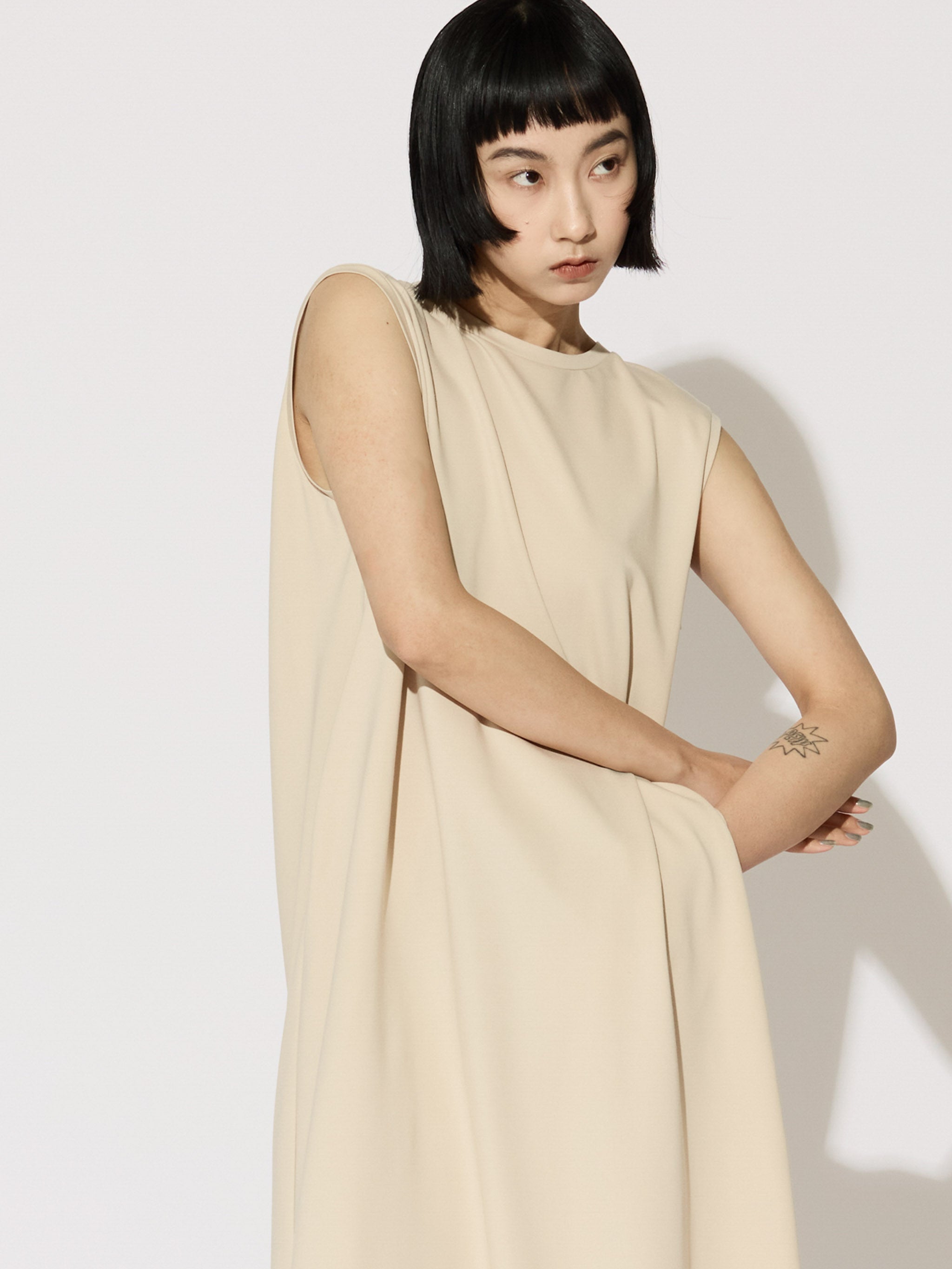 back-tuck dress[A]