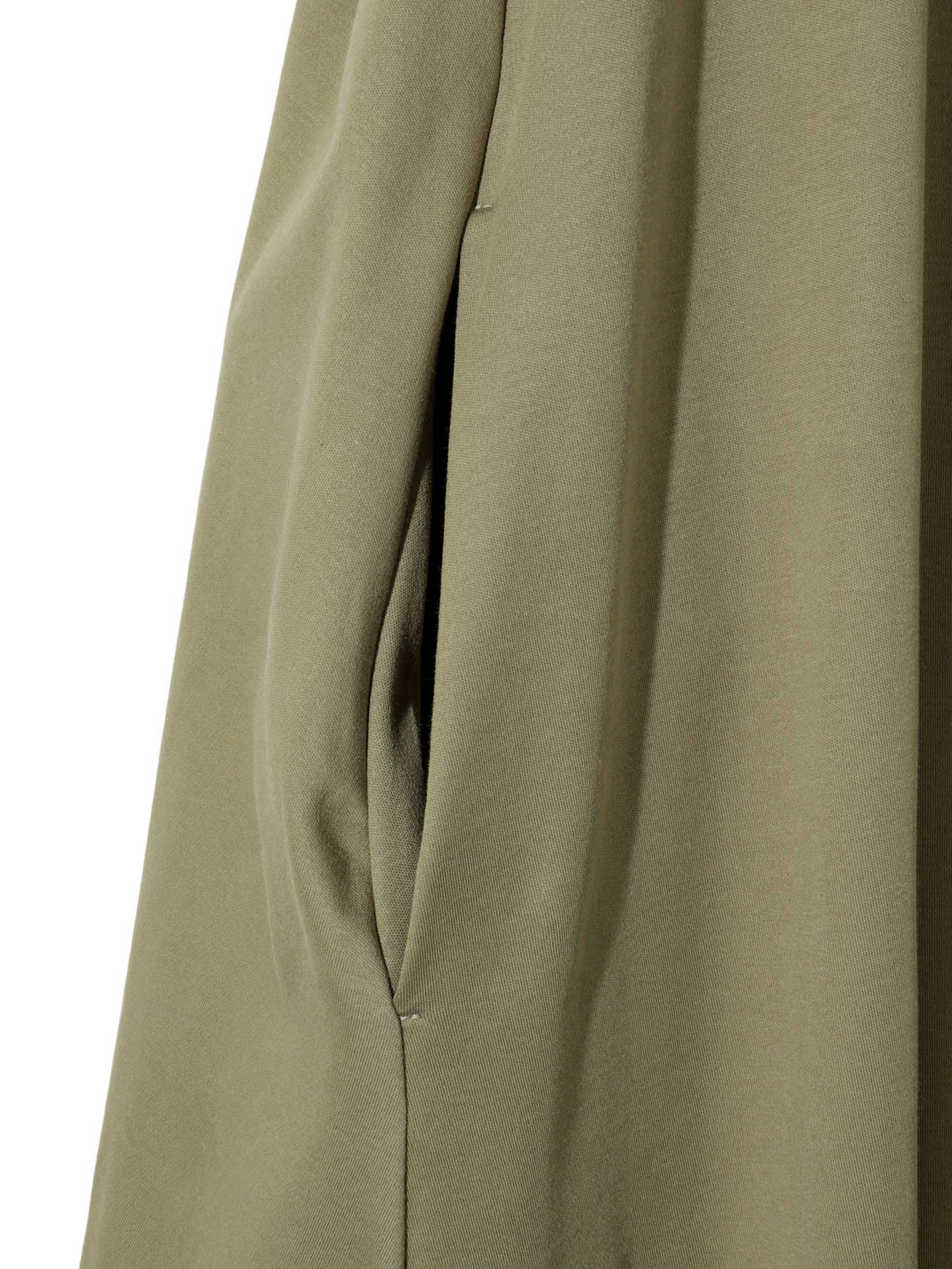 sleeve-switching A-line dress[A]