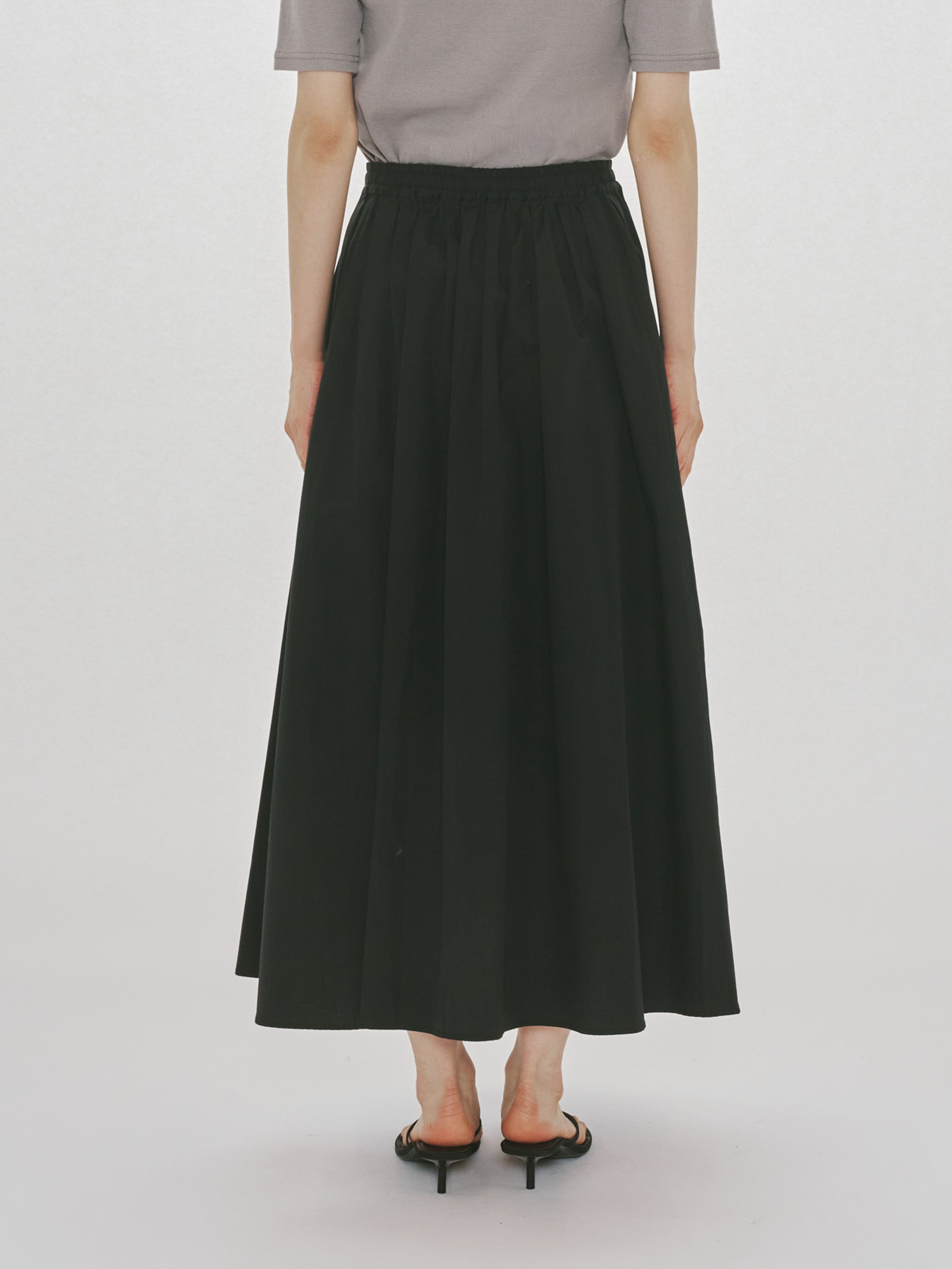 tucked gather volume skirt