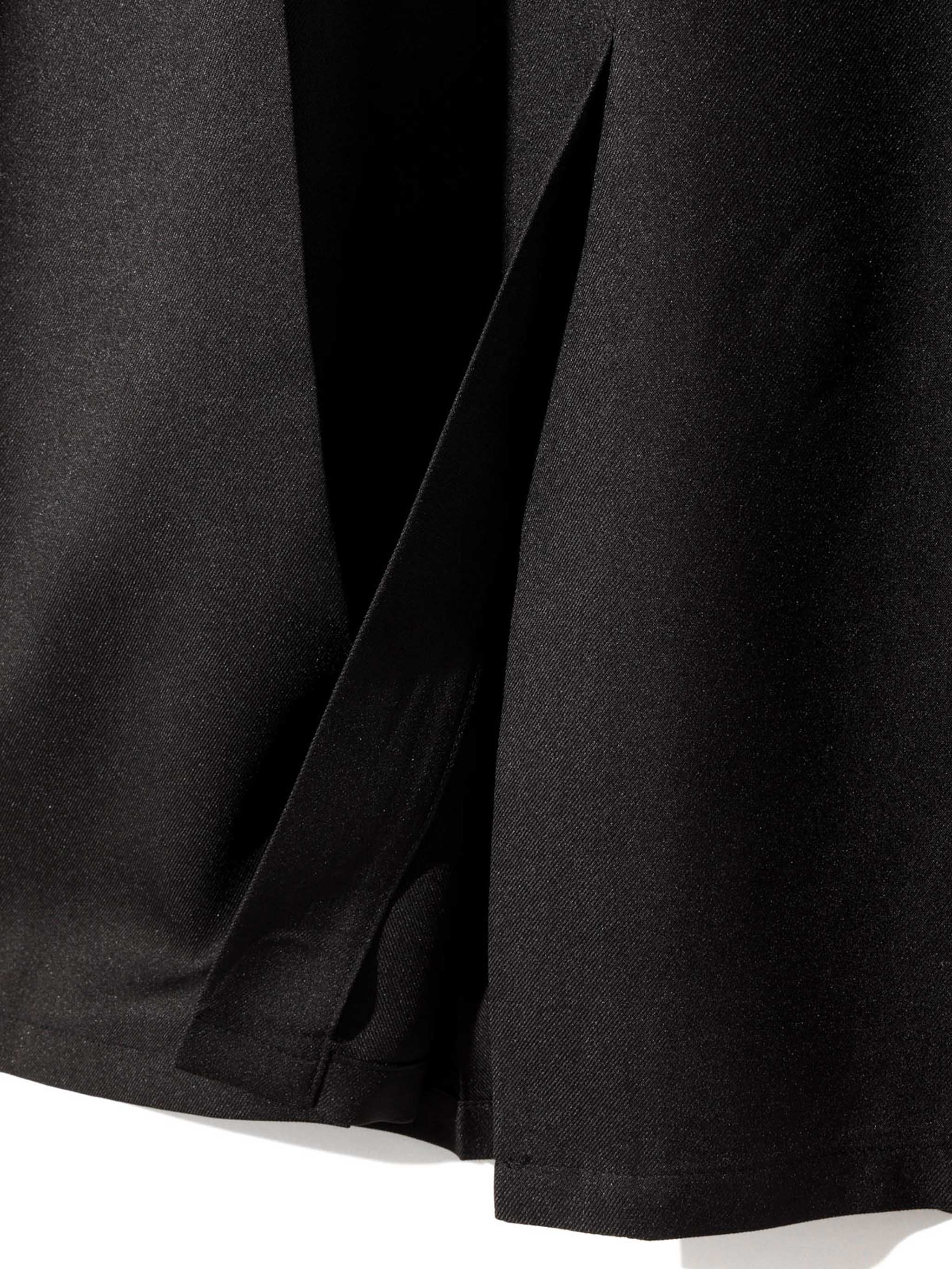 in tuck skirt [A]