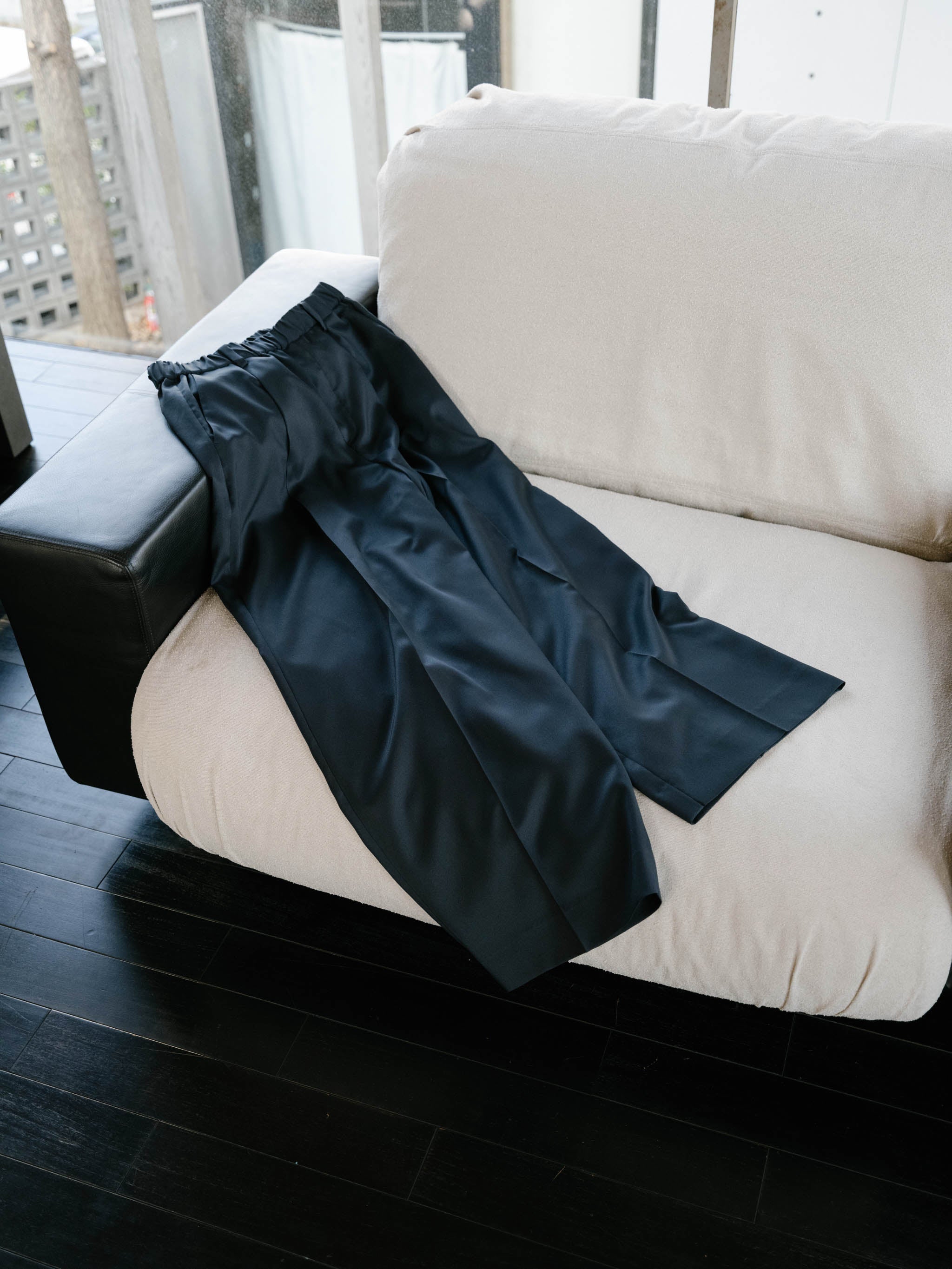 MIDIUMISOLID straight easy slacks
