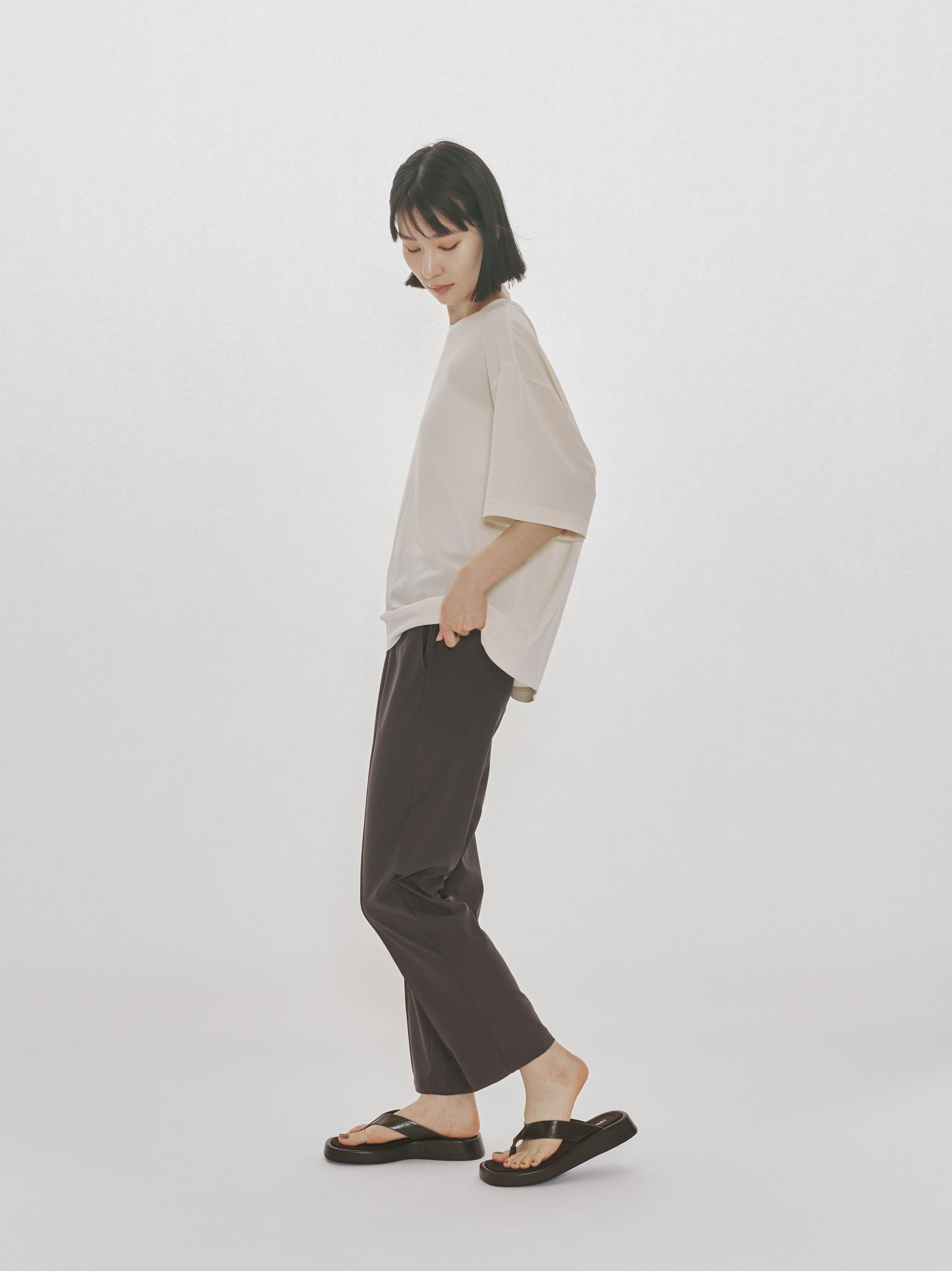 essential slim tapered pants