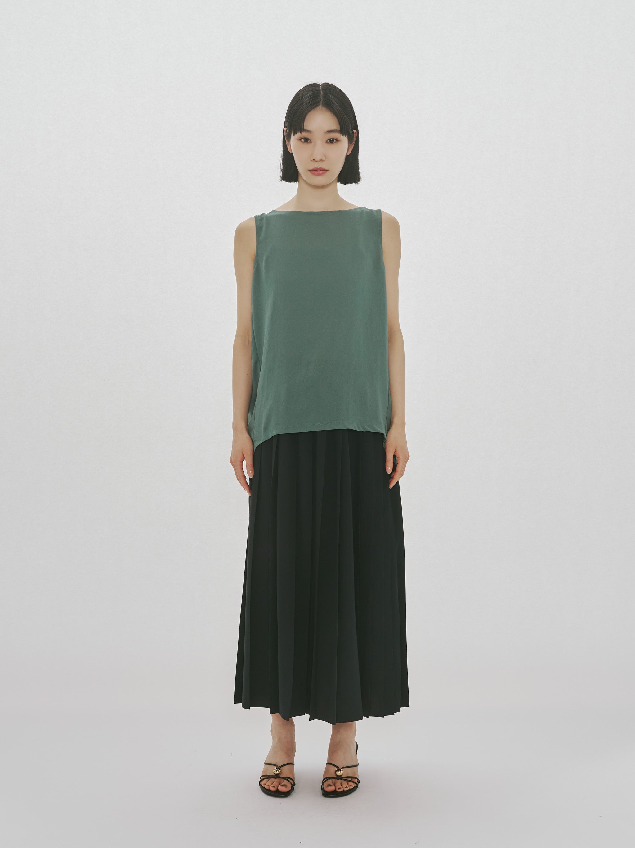 asymmetry pleats SK