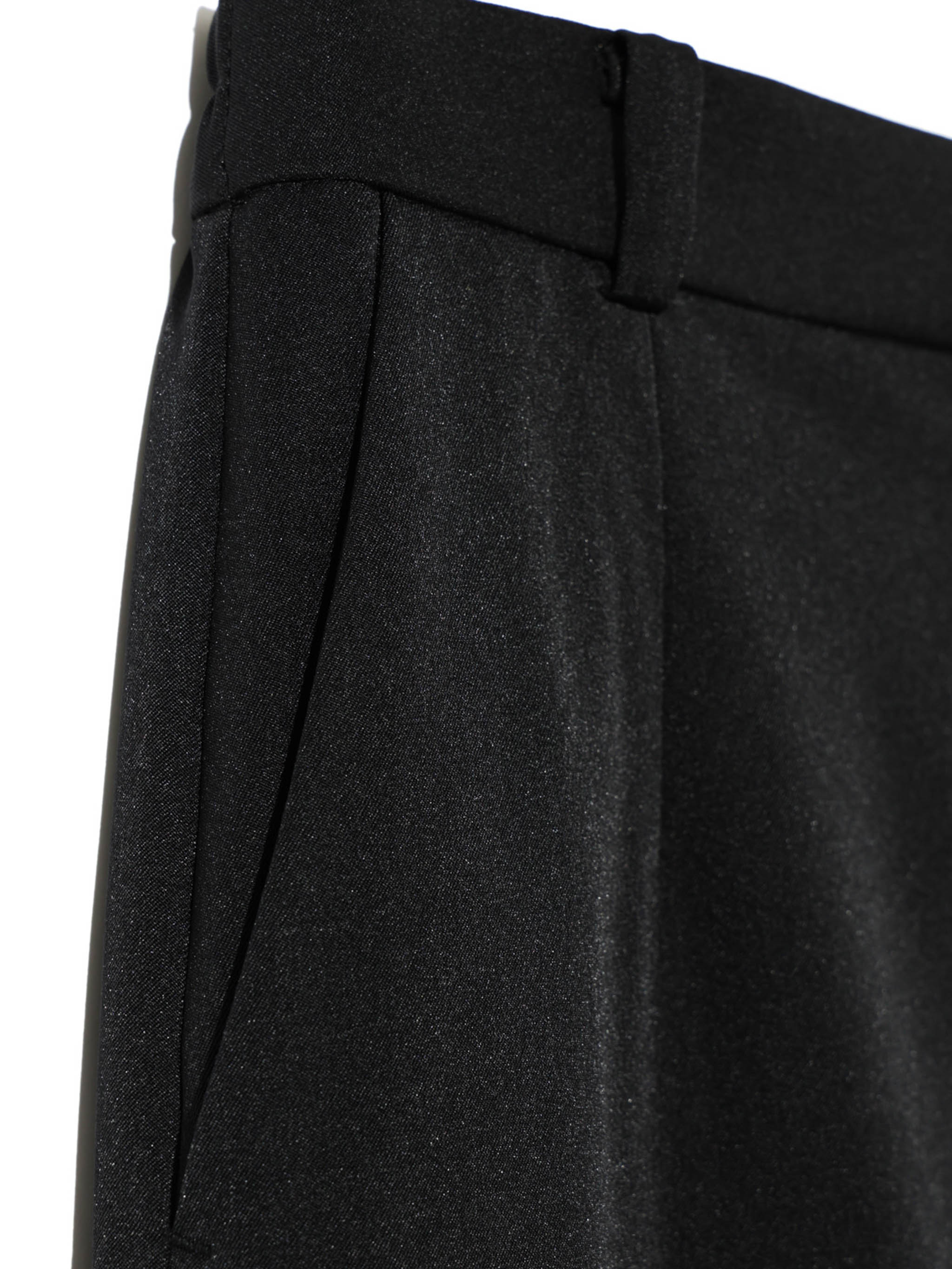 line narrow skirt