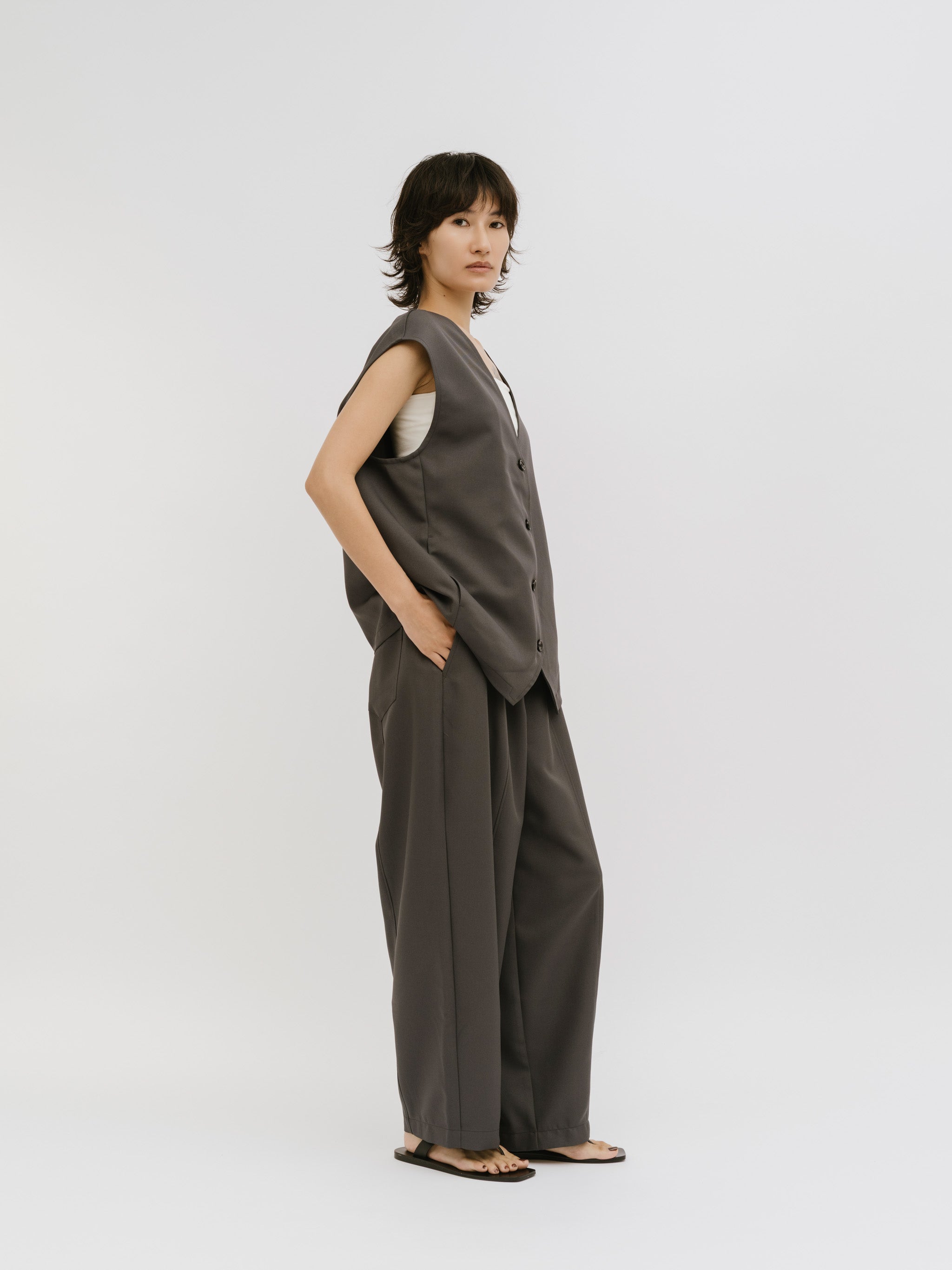 barrel form pants