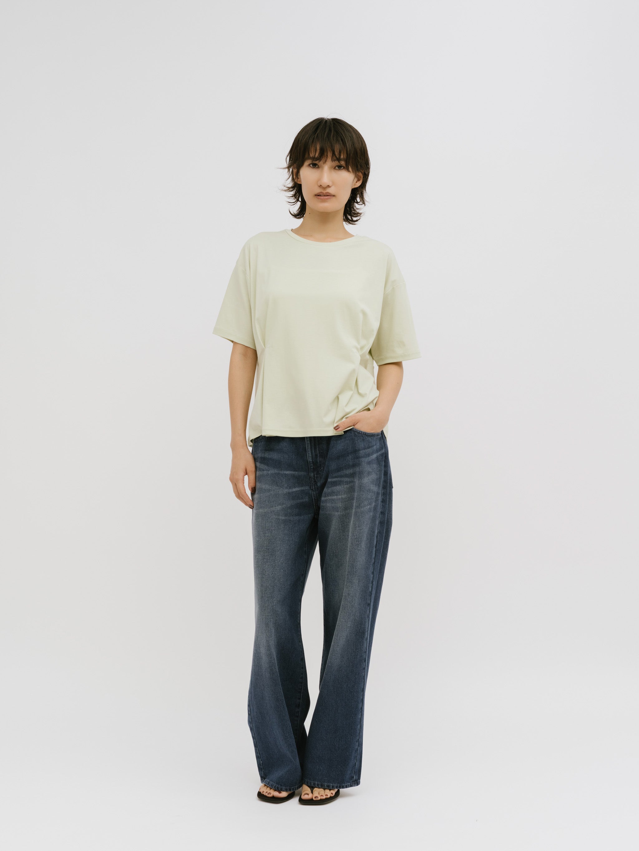 waist tuck smooth top
