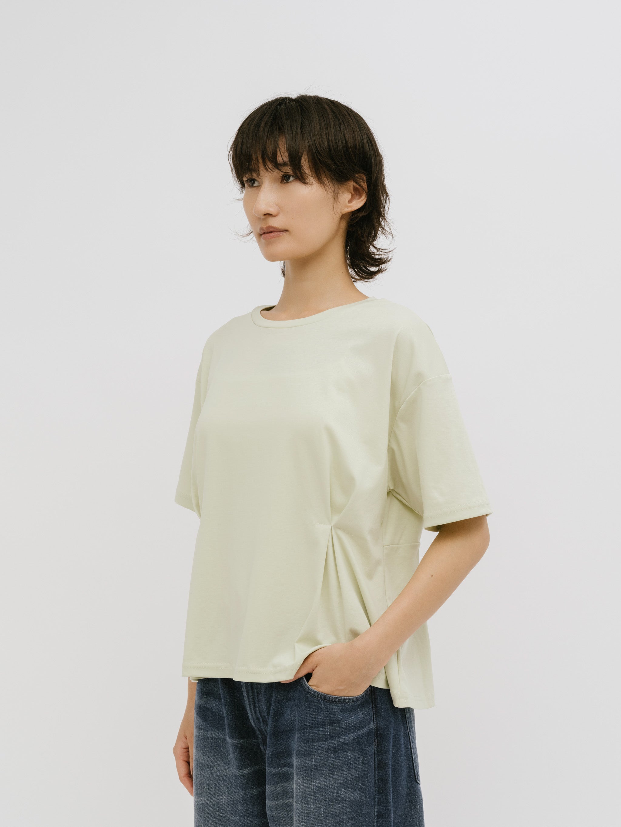 waist tuck smooth top