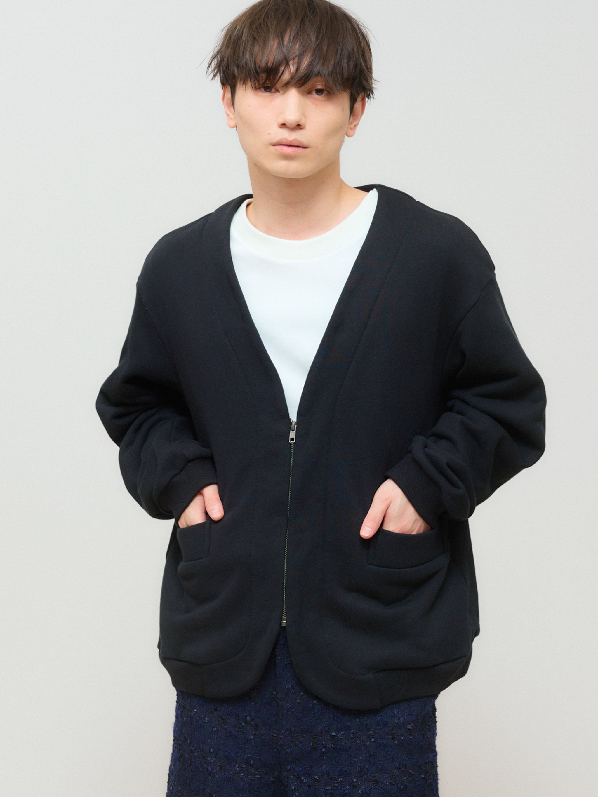 MIDIUMISOLID front zip CD